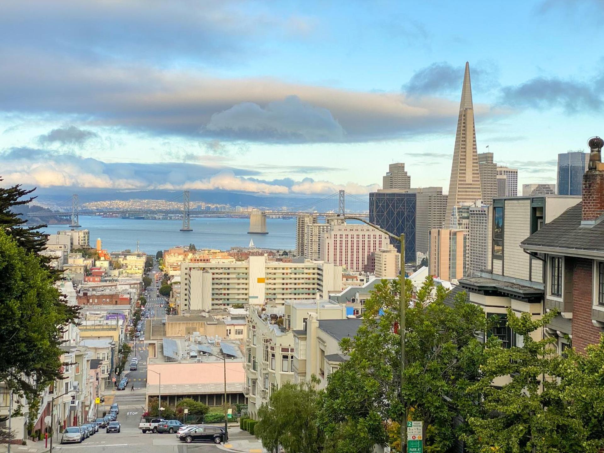 ITH San Francisco Pacific Tradewinds Backpacker Hostel photo 9