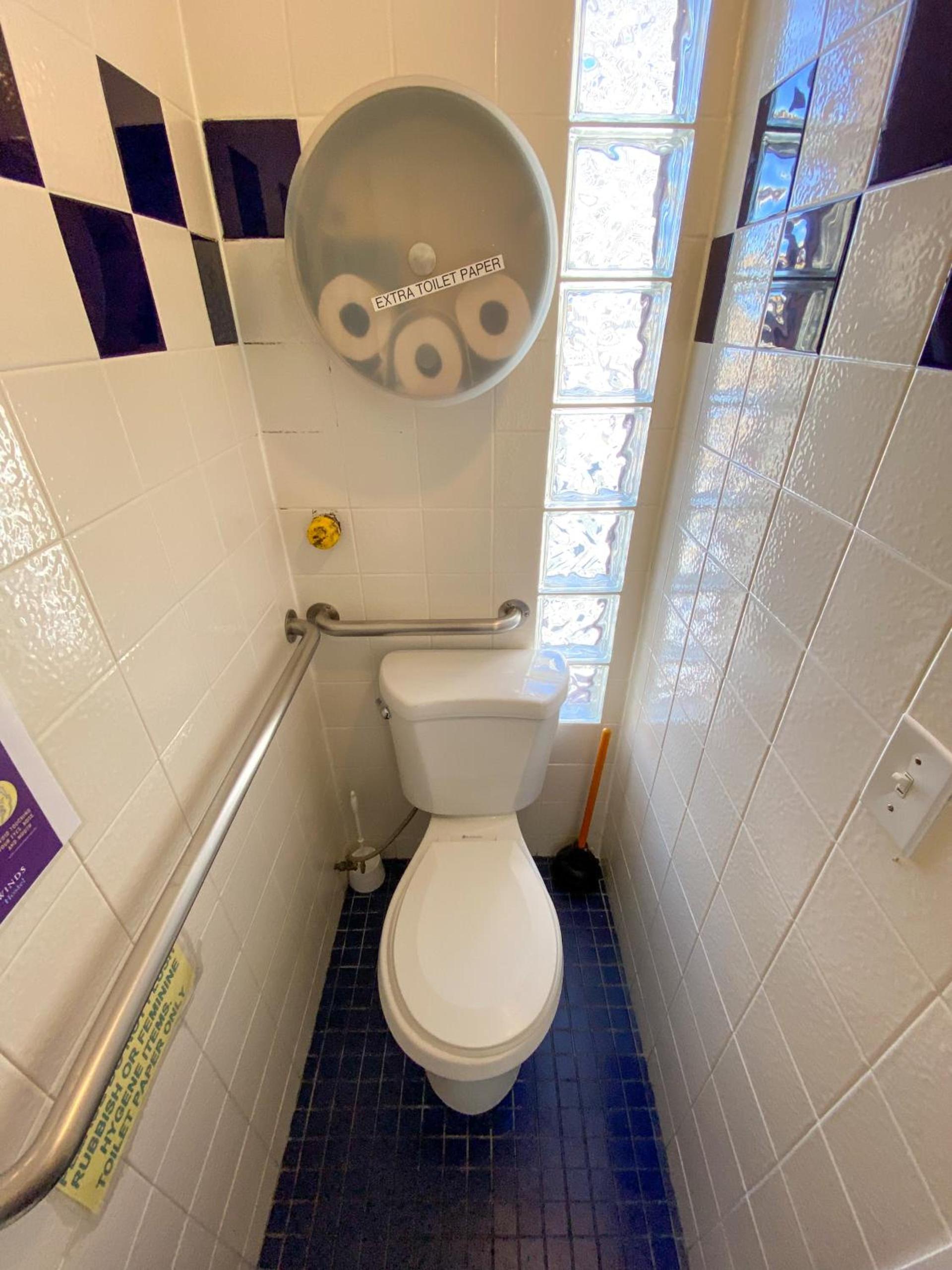 ITH San Francisco Pacific Tradewinds Backpacker Hostel photo 49