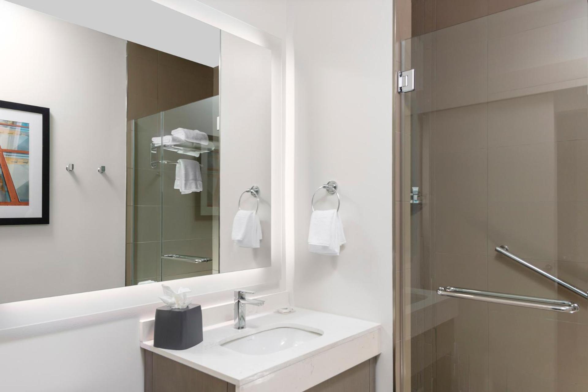 Hyatt House The Woodlands-Shenandoah photo 46
