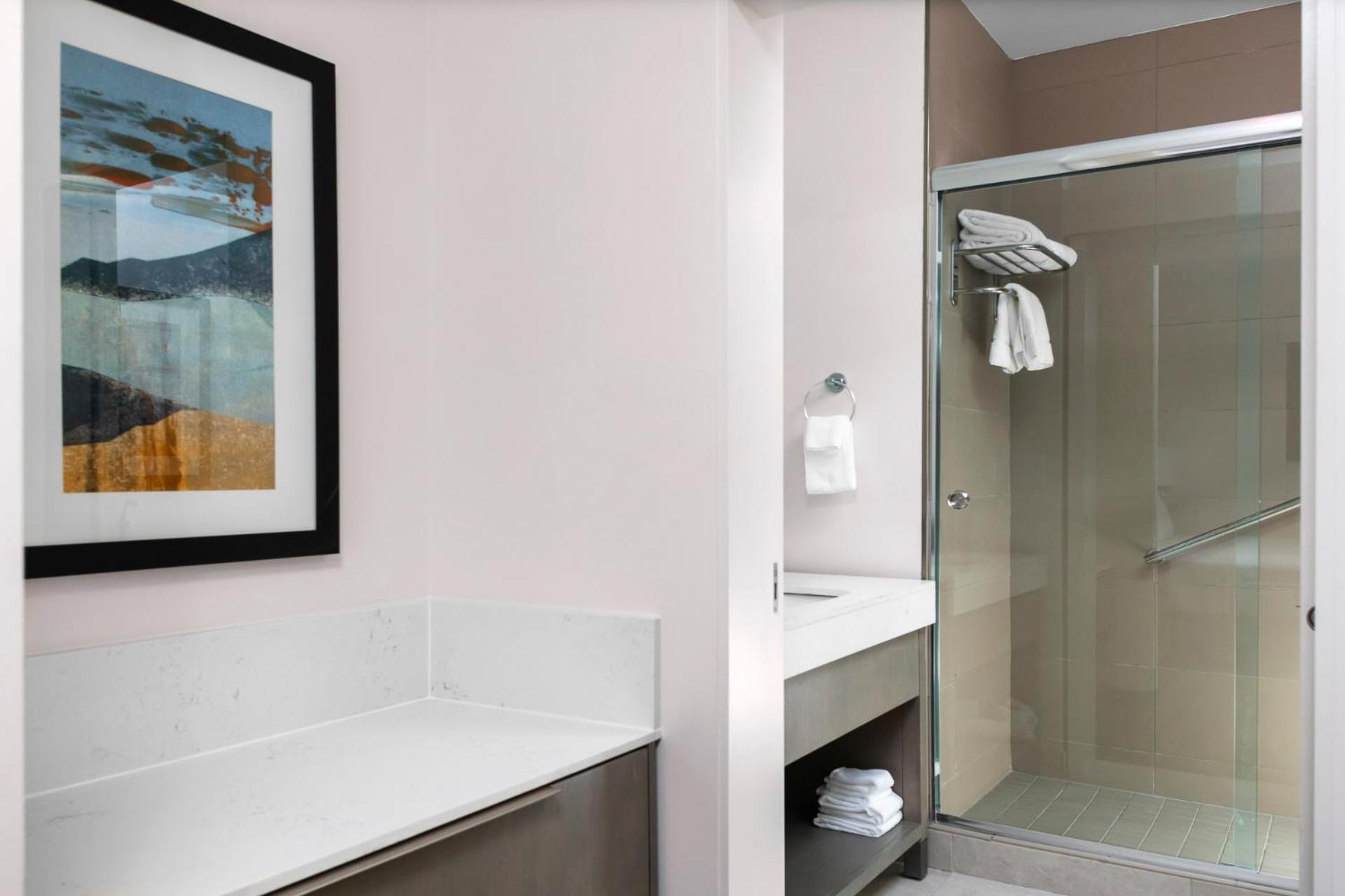 Hyatt House The Woodlands-Shenandoah photo 47