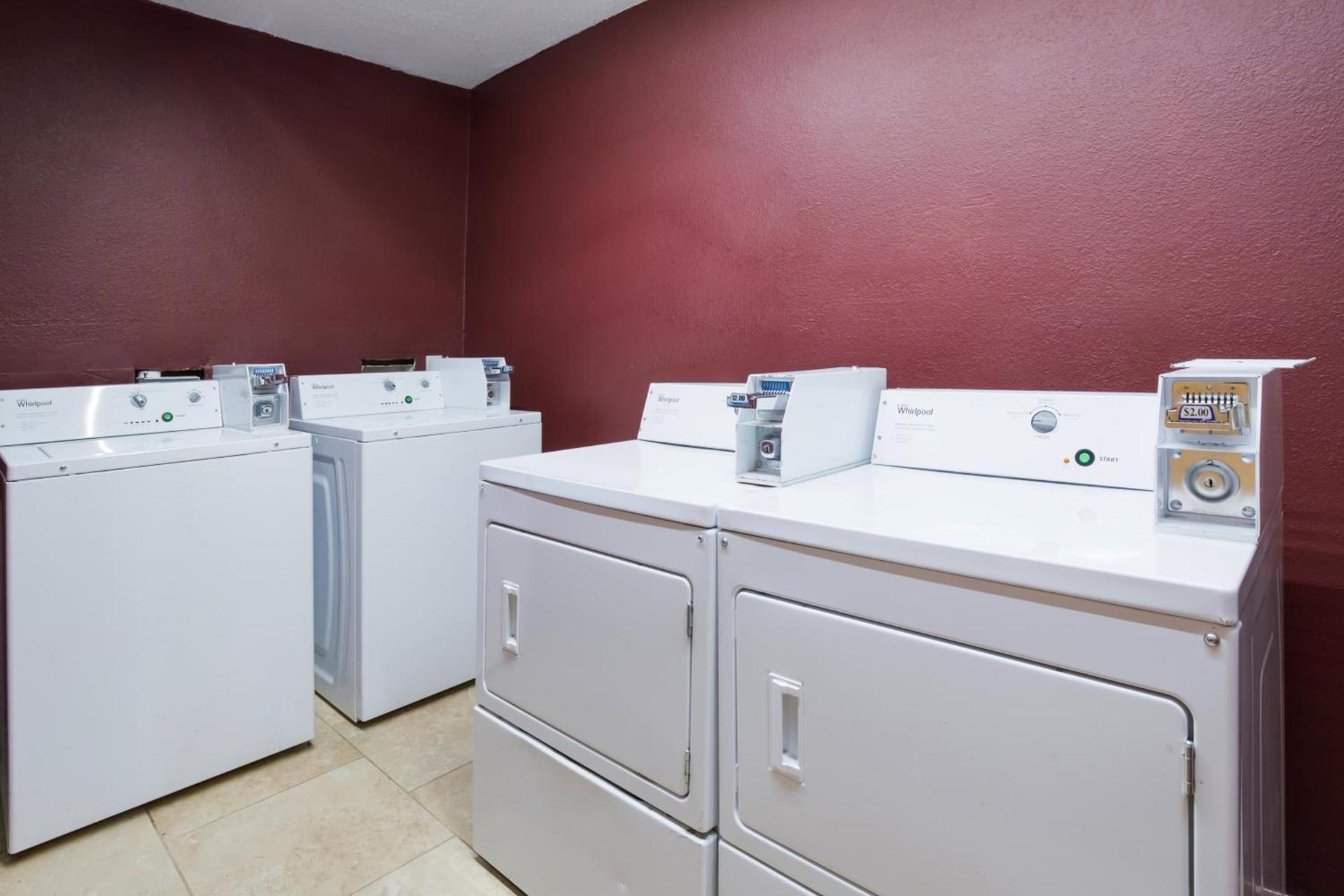 Horizon Inn & Suites photo 12