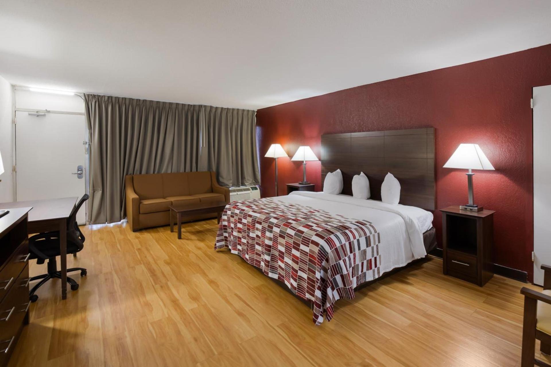 Horizon Inn & Suites photo 26