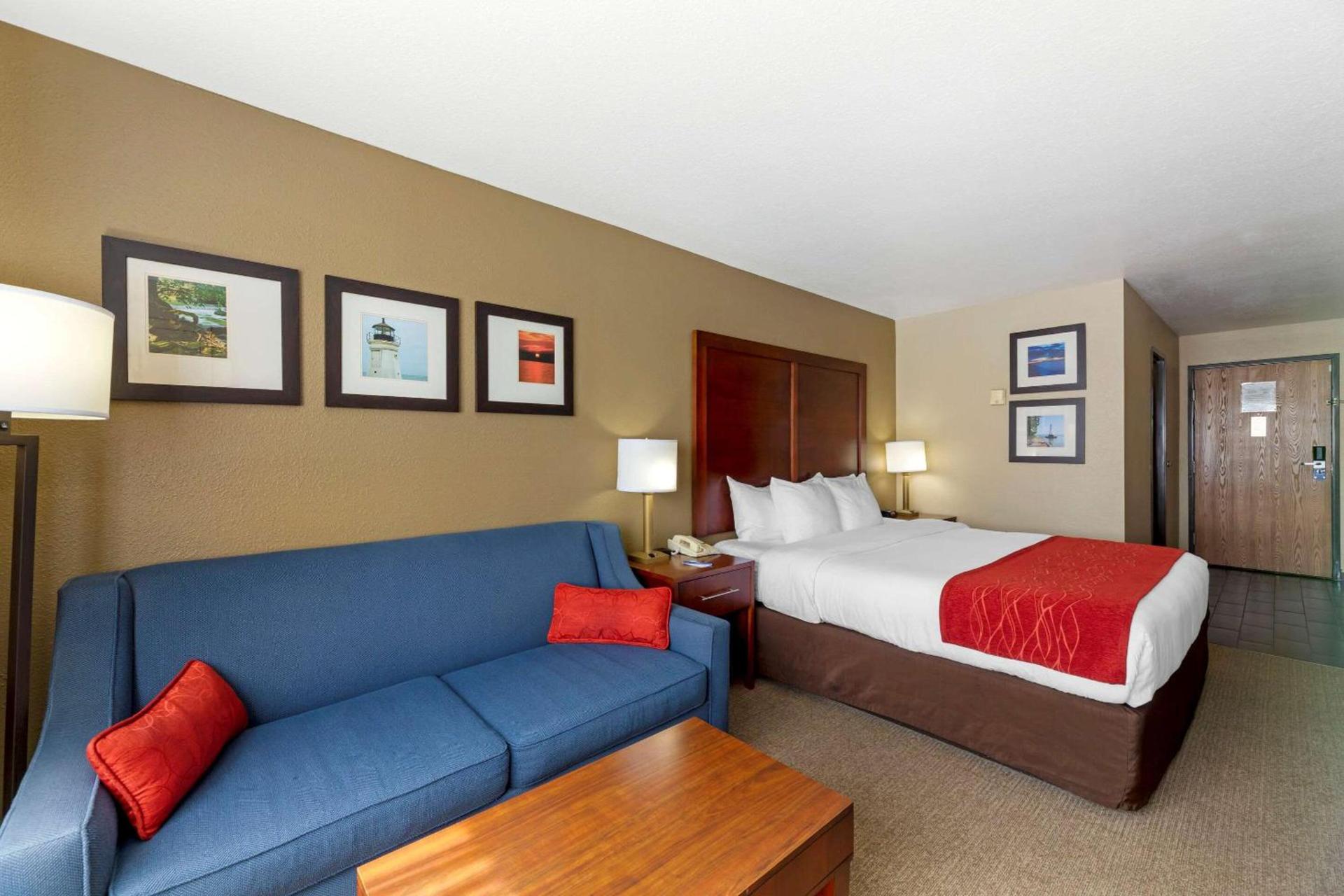 Comfort Inn River's Edge photo 15