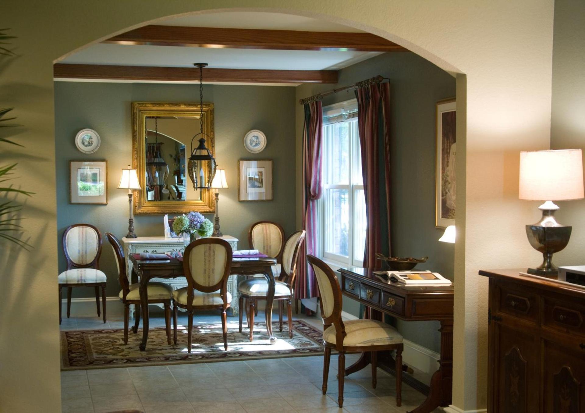 The Sanford House Inn & Spa photo 3