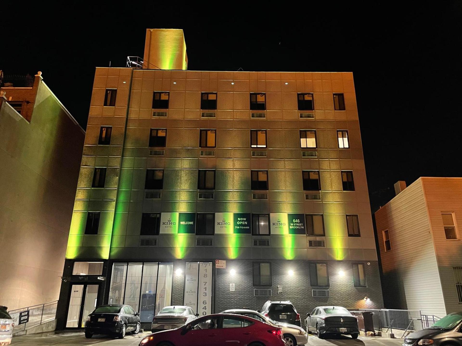 King Hotel Brooklyn Sunset Park photo 3