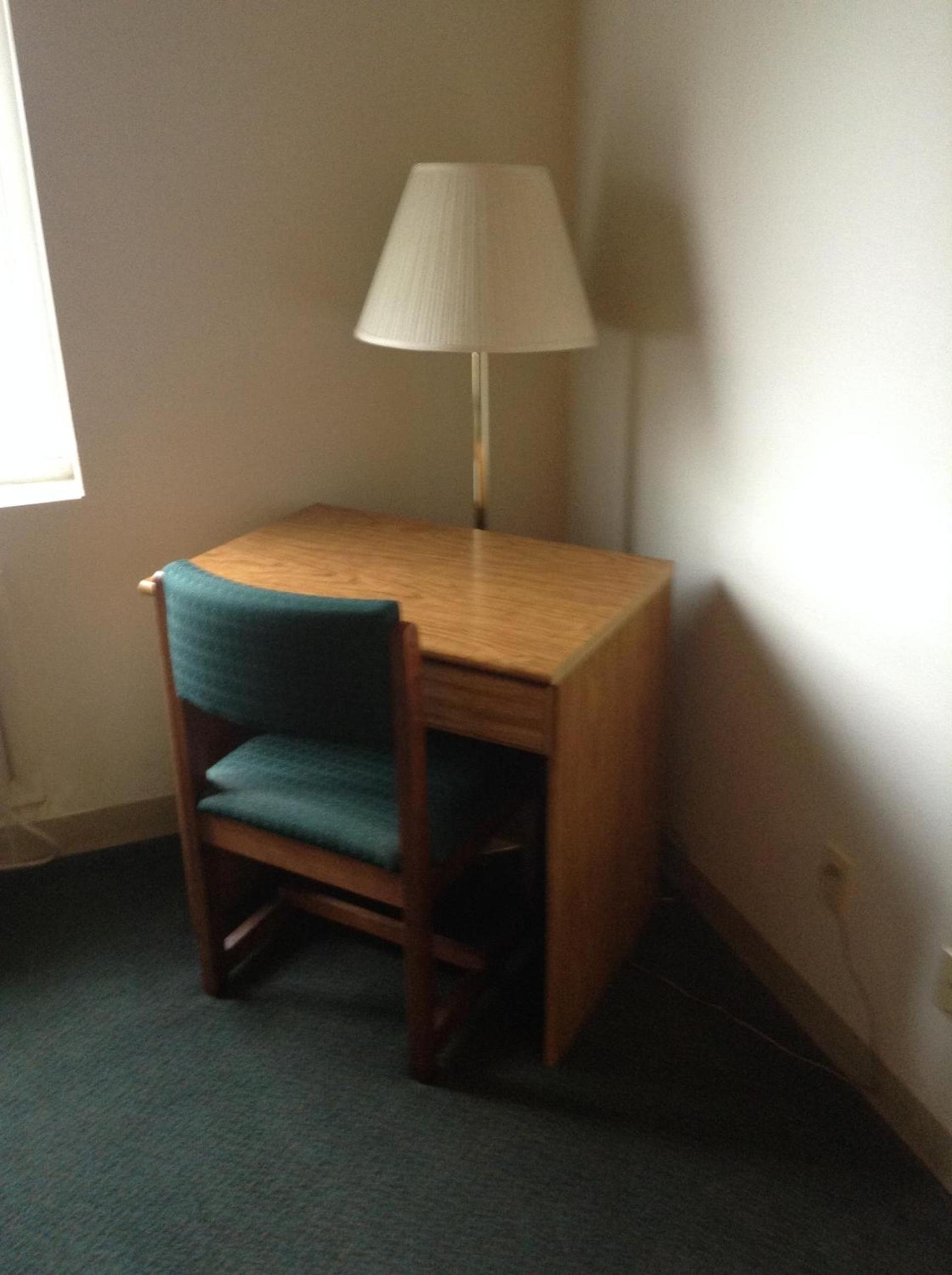 Super 8 by Wyndham Carthage photo 17