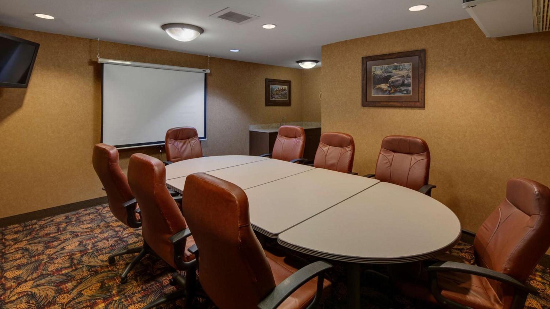 Best Western Plus Kelly Inn and Suites photo 53