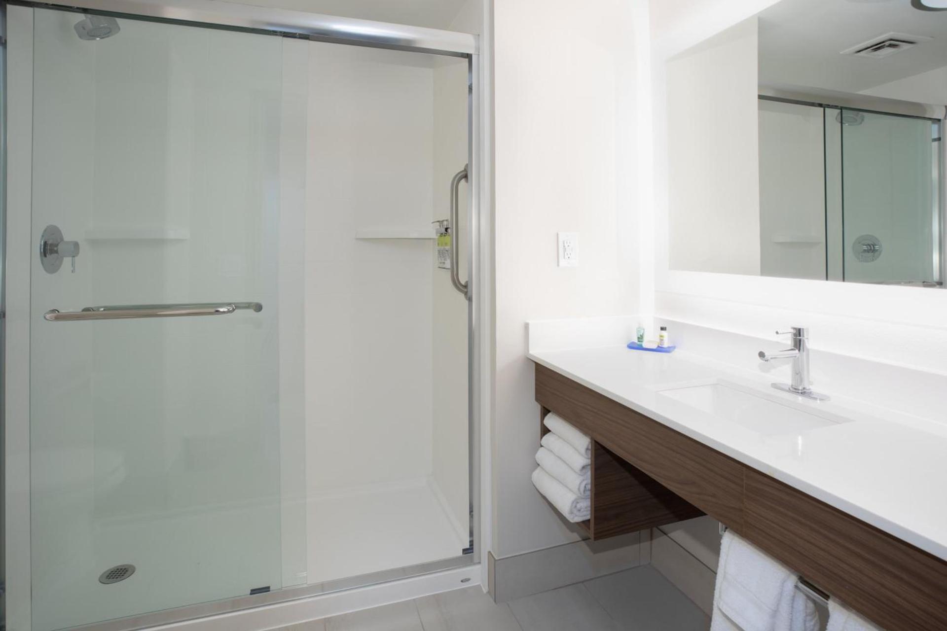 Holiday Inn Express Yreka-Shasta Area by IHG photo 14