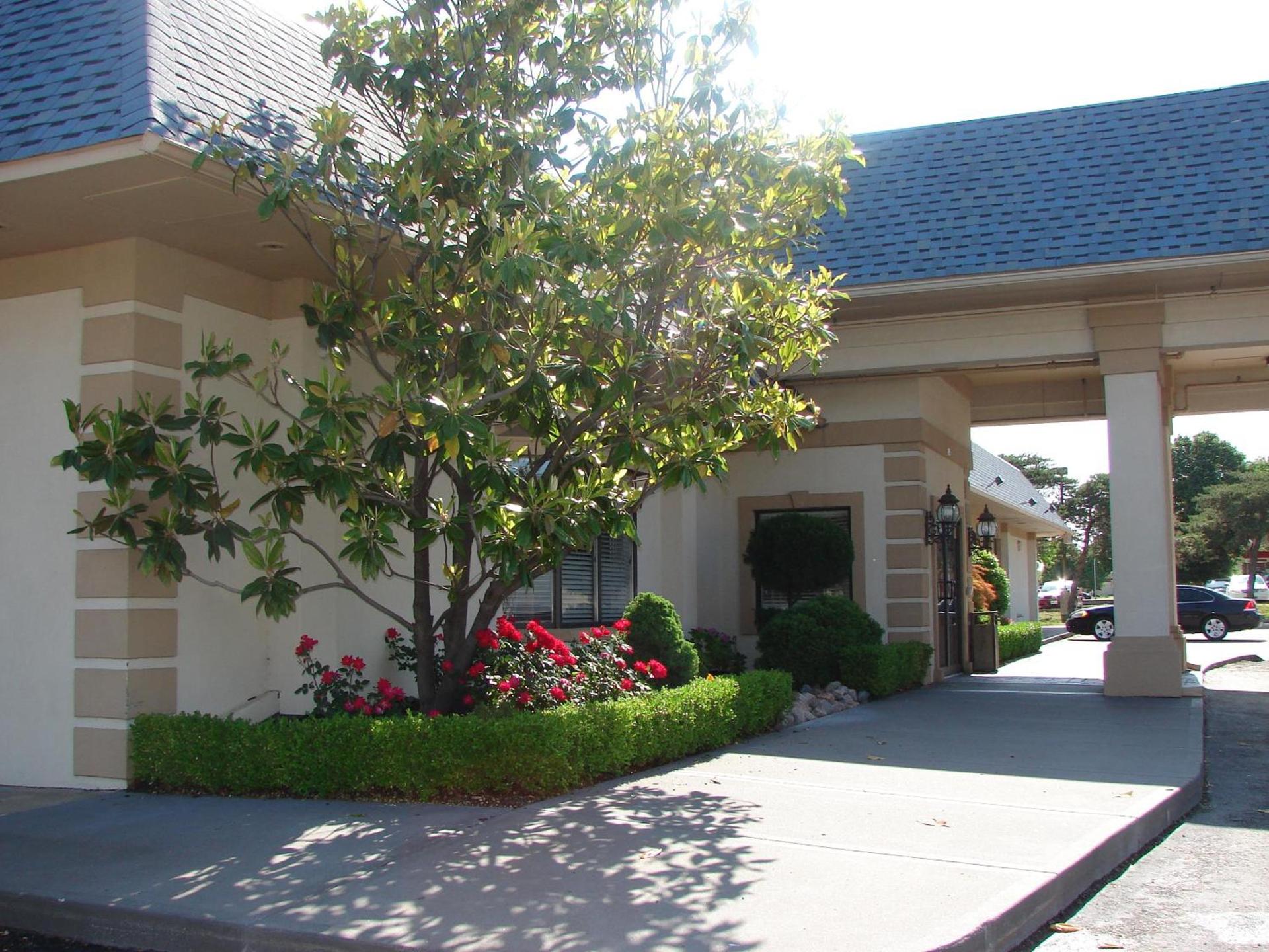 American Inn North Kansas City photo 9