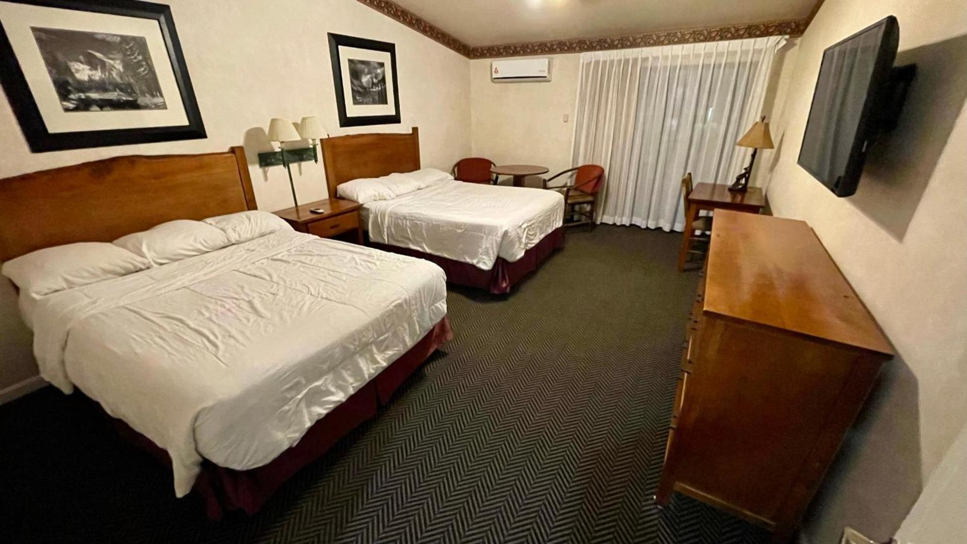 Yosemite View Lodge photo 26