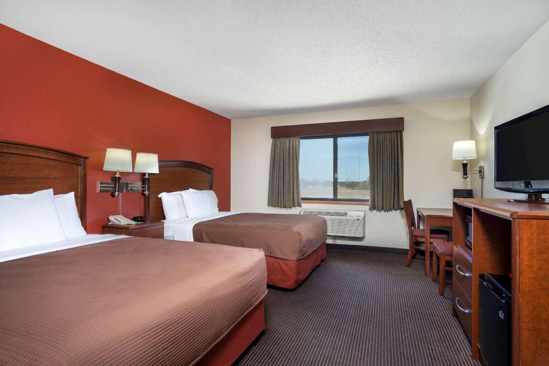 AmericInn by Wyndham Park Rapids photo 13