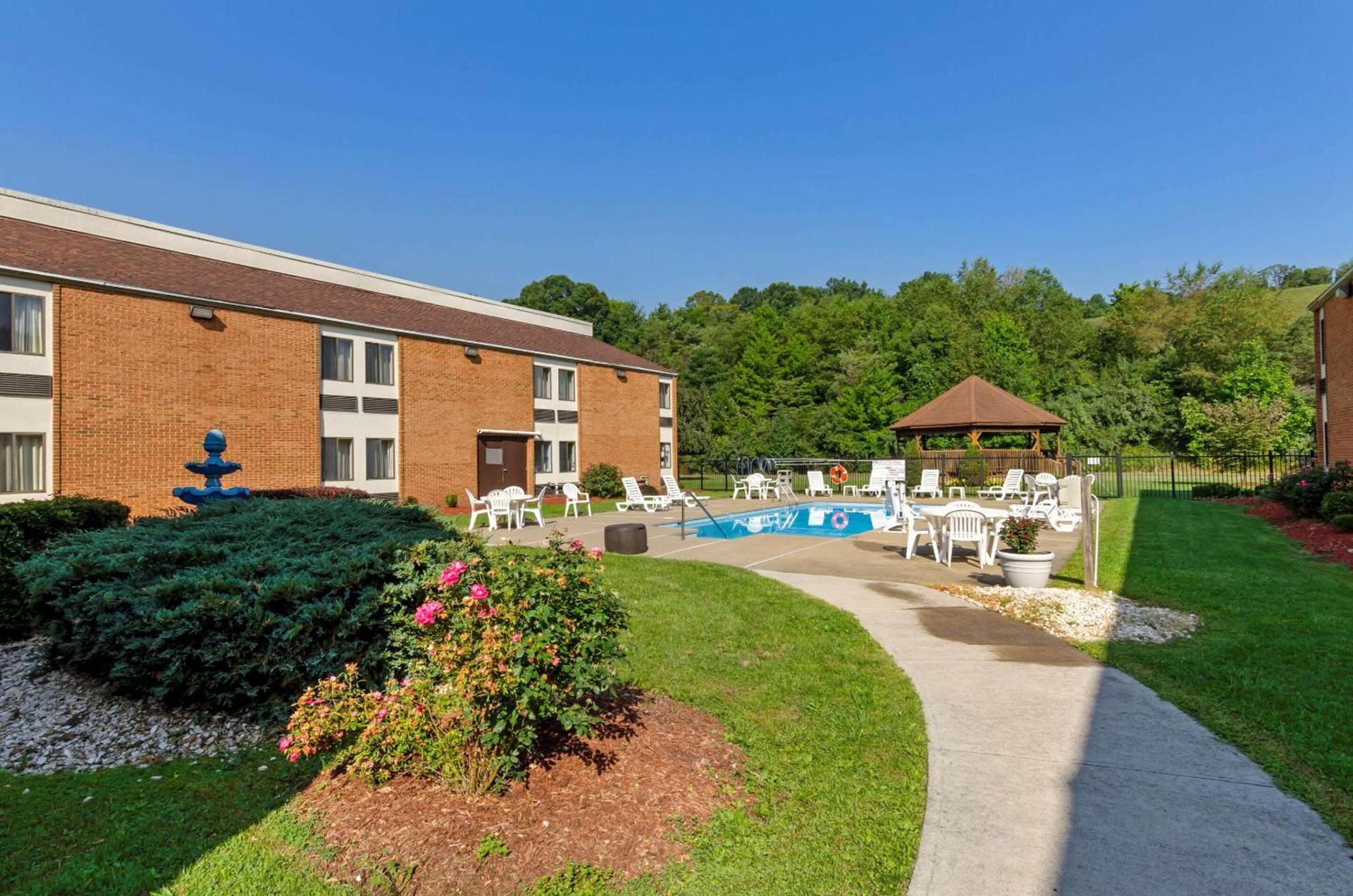 Comfort Inn Bluefield photo 18