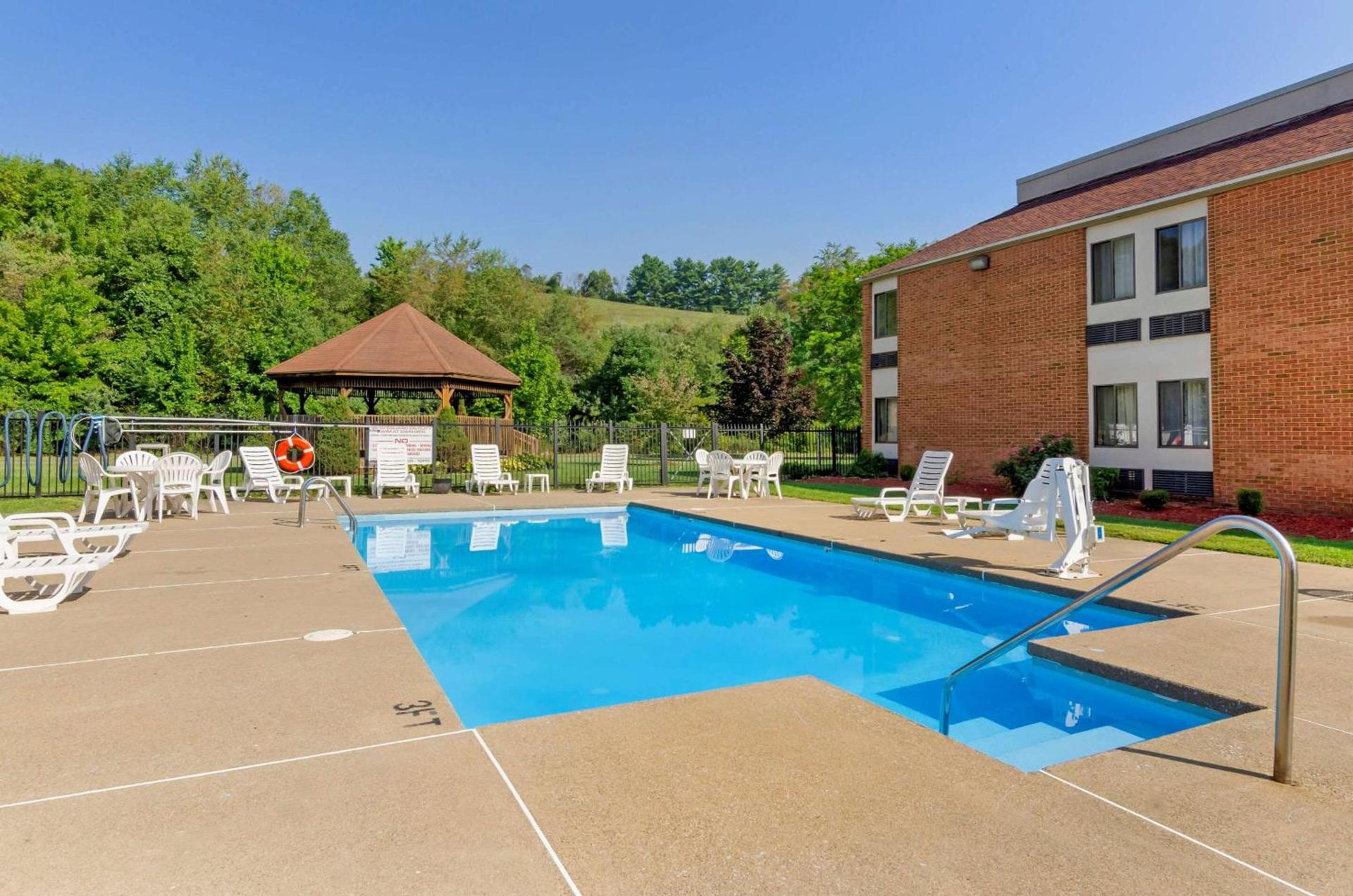 Comfort Inn Bluefield photo 20