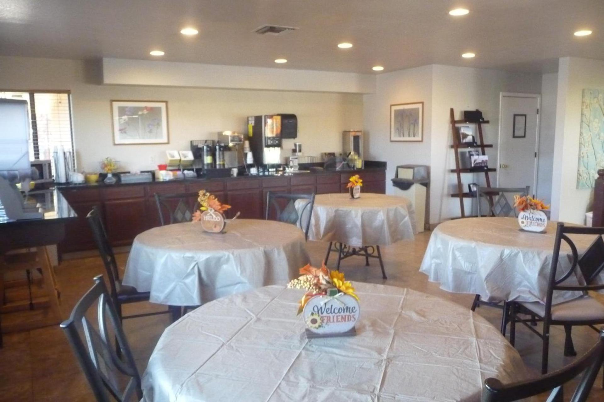 Sierra Inn Near Fort Huachuca AZ photo 13