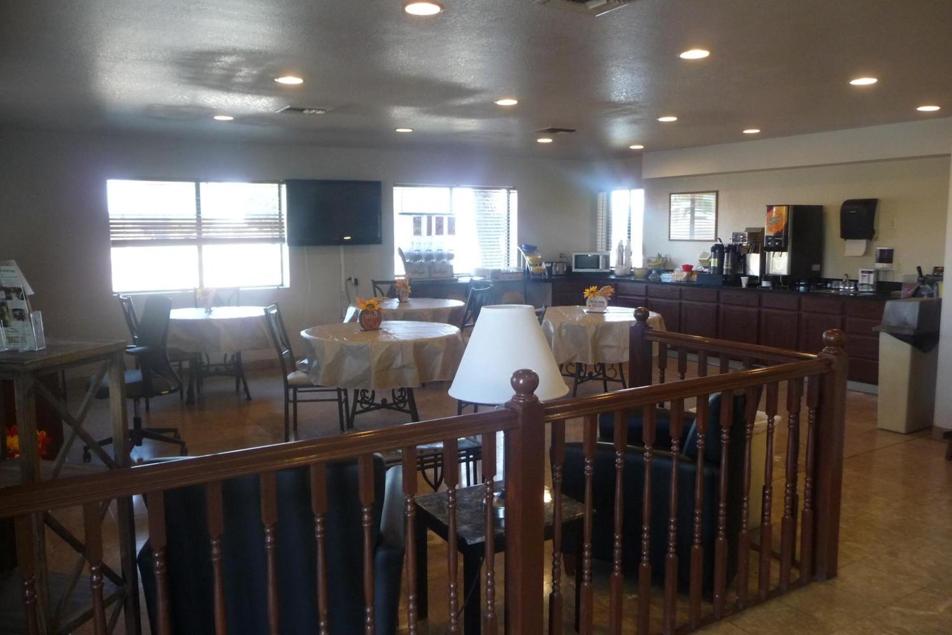 Sierra Inn Near Fort Huachuca AZ photo 9