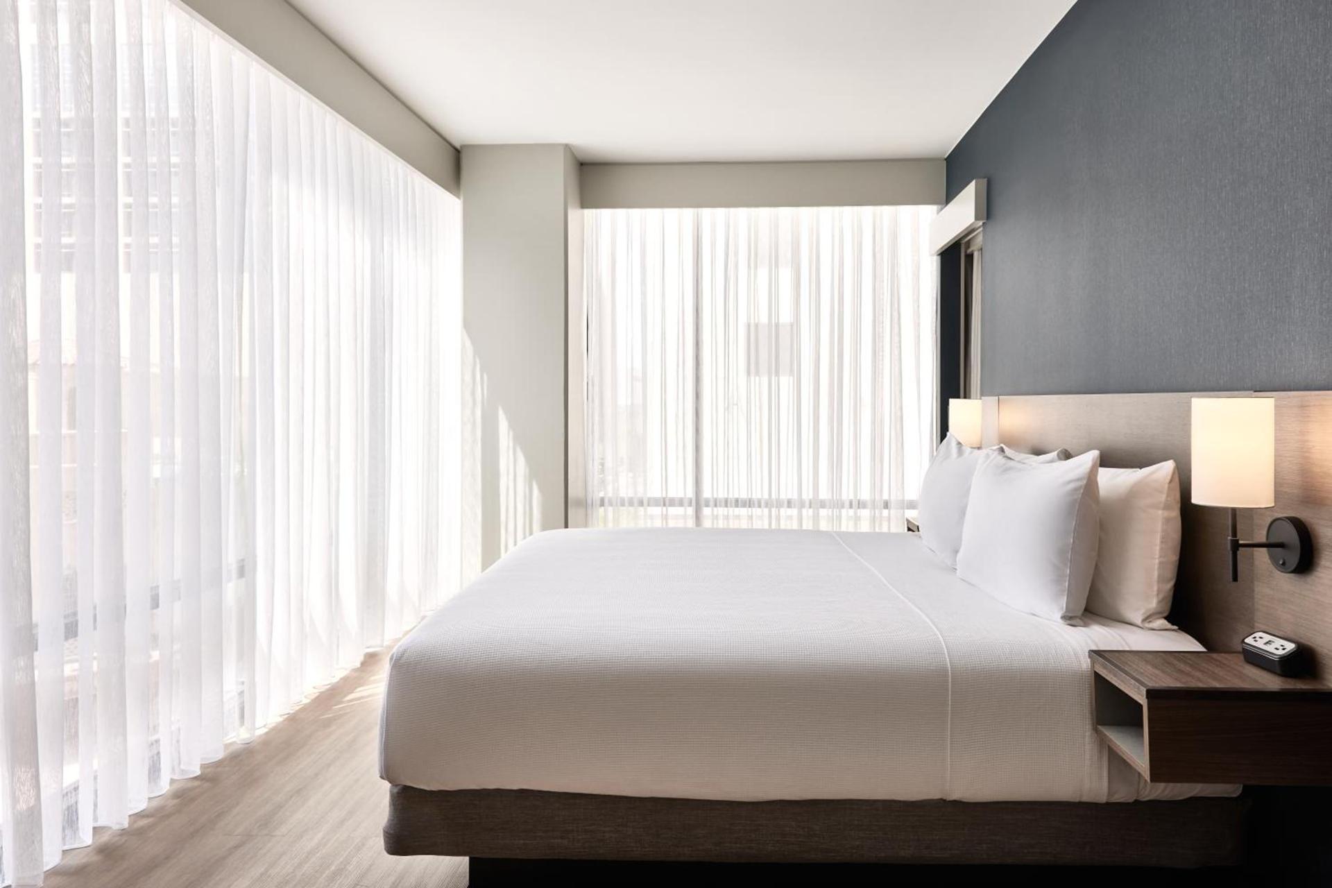 Hyatt Place Phoenix/Downtown photo 35