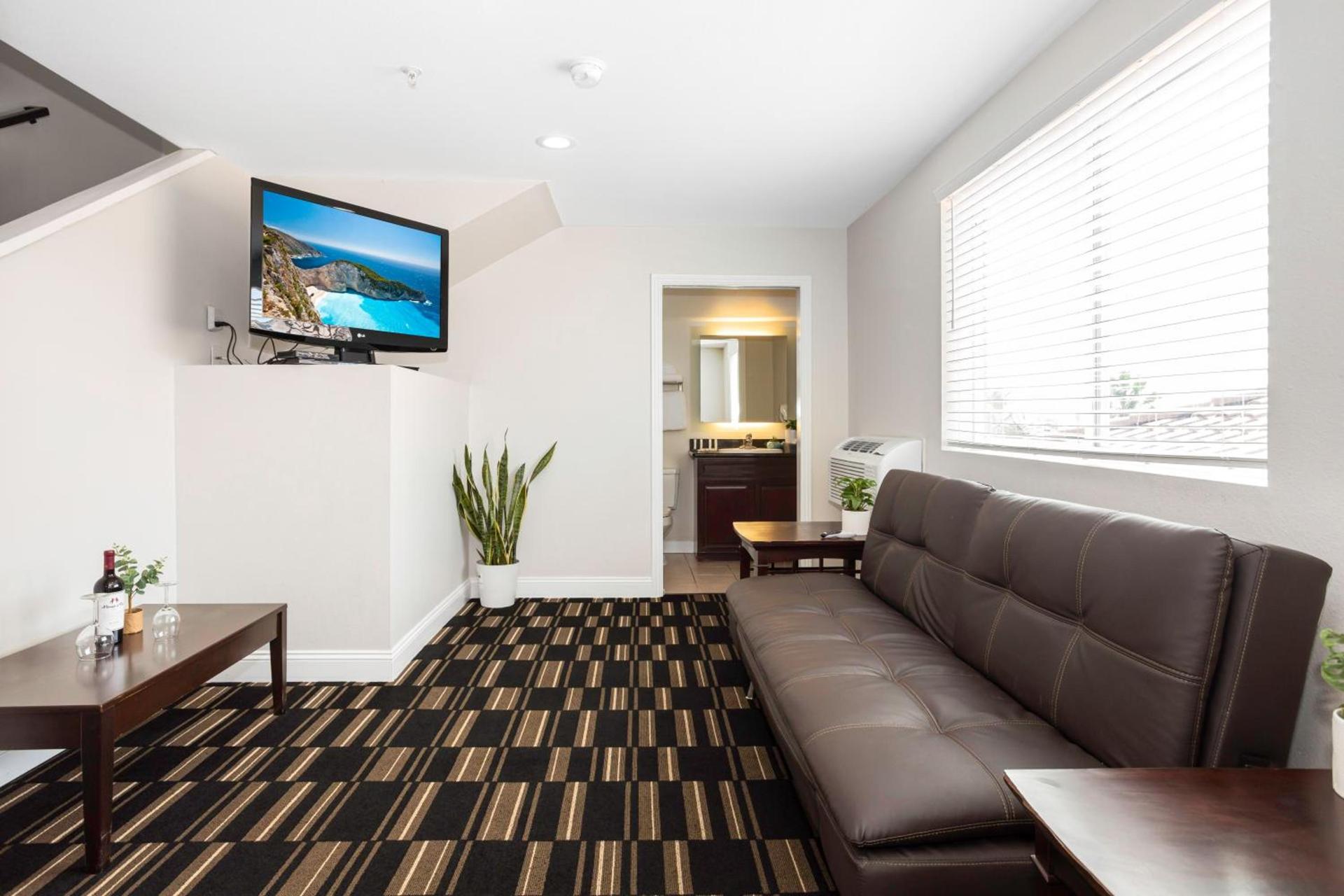 The Hotel Oceanside photo 47