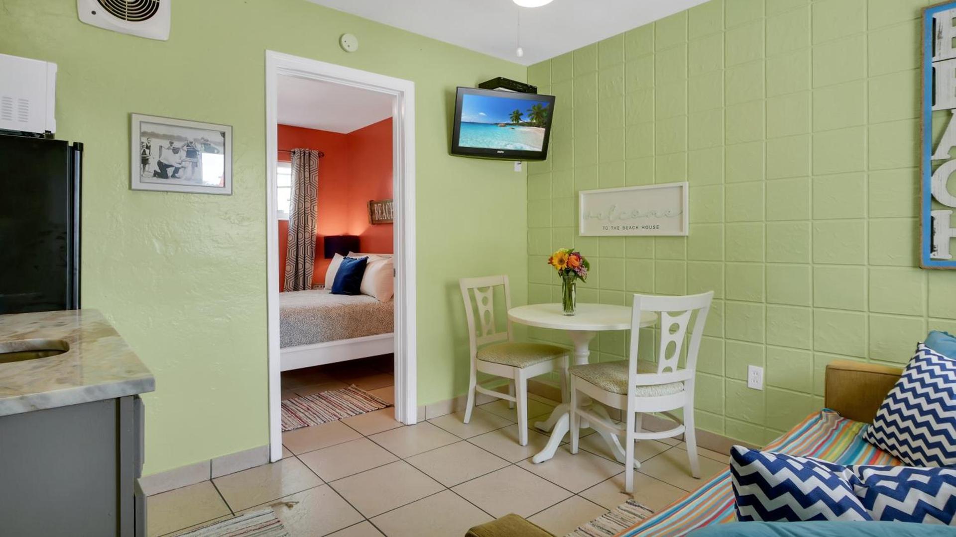 The Beach House - Treasure Island photo 20