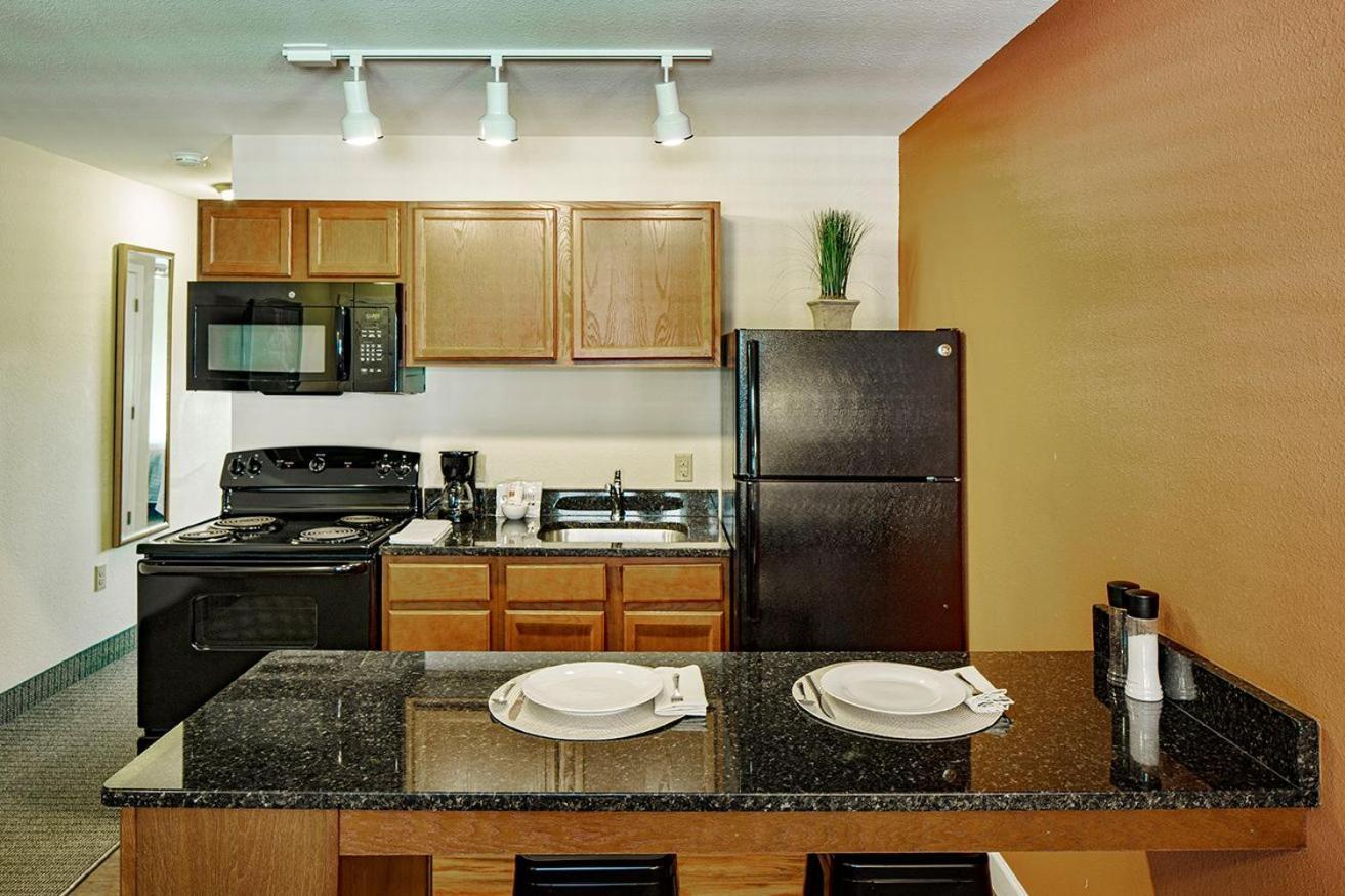 Affordable Suites Mooresville photo 16