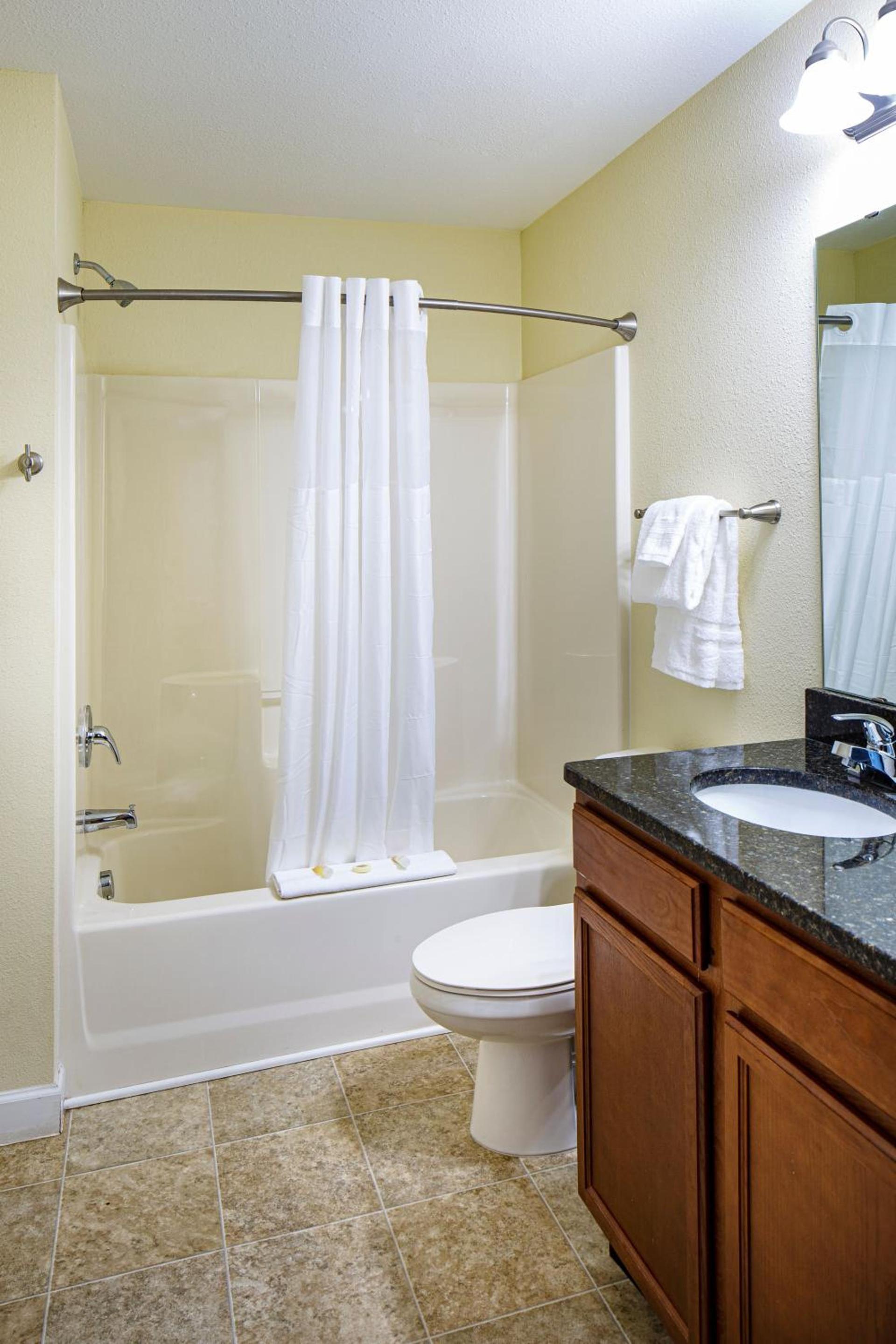 Affordable Suites Mooresville photo 17