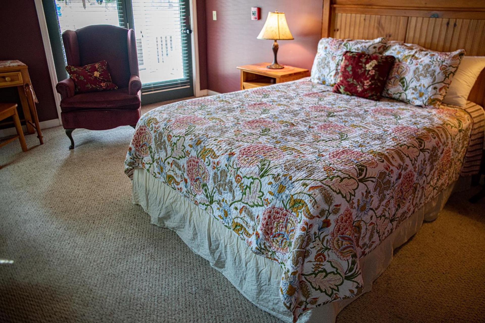 Elk River Hotel photo 30