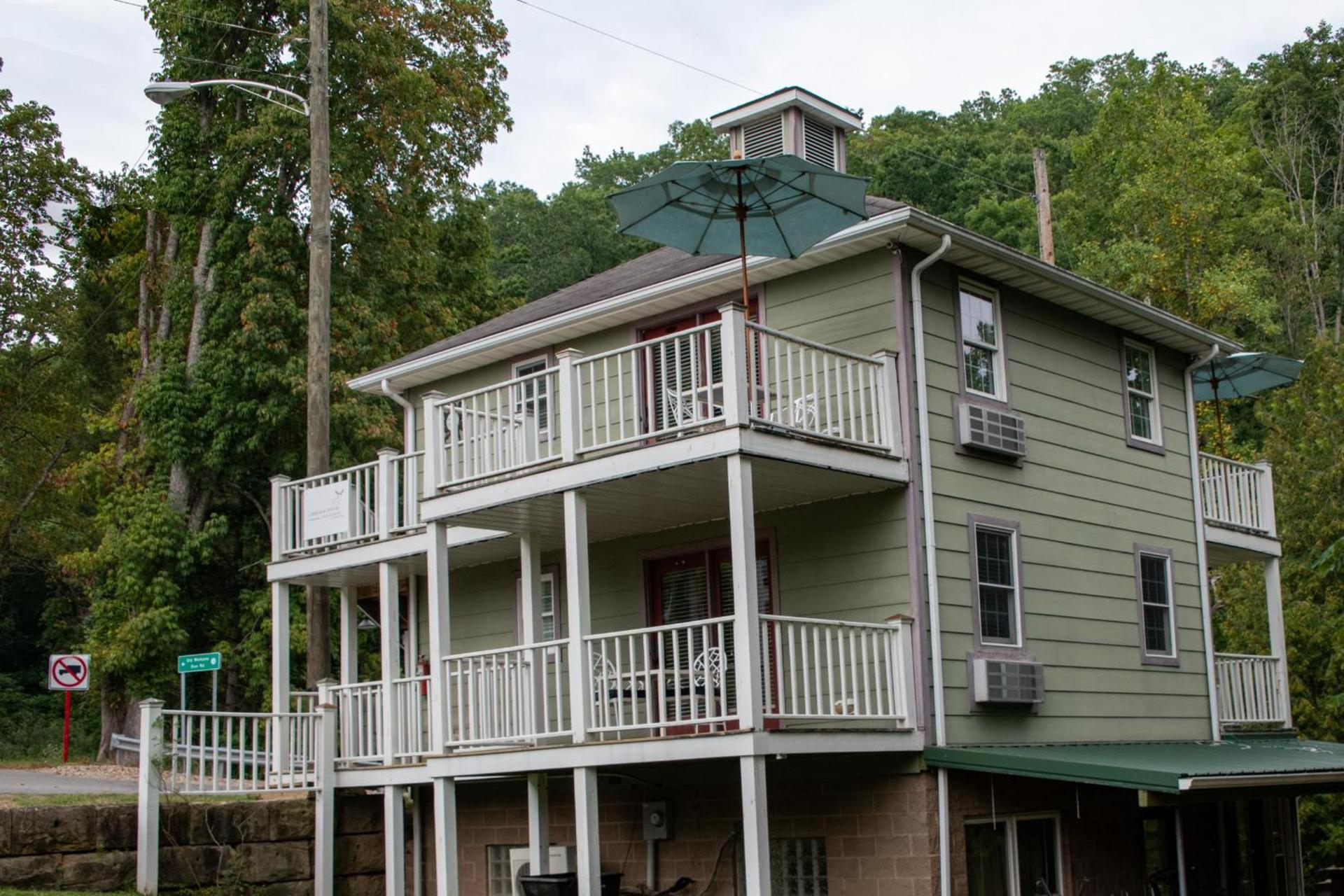 Elk River Hotel photo 29