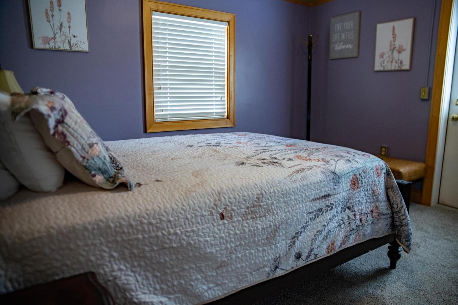 Elk River Hotel photo 24
