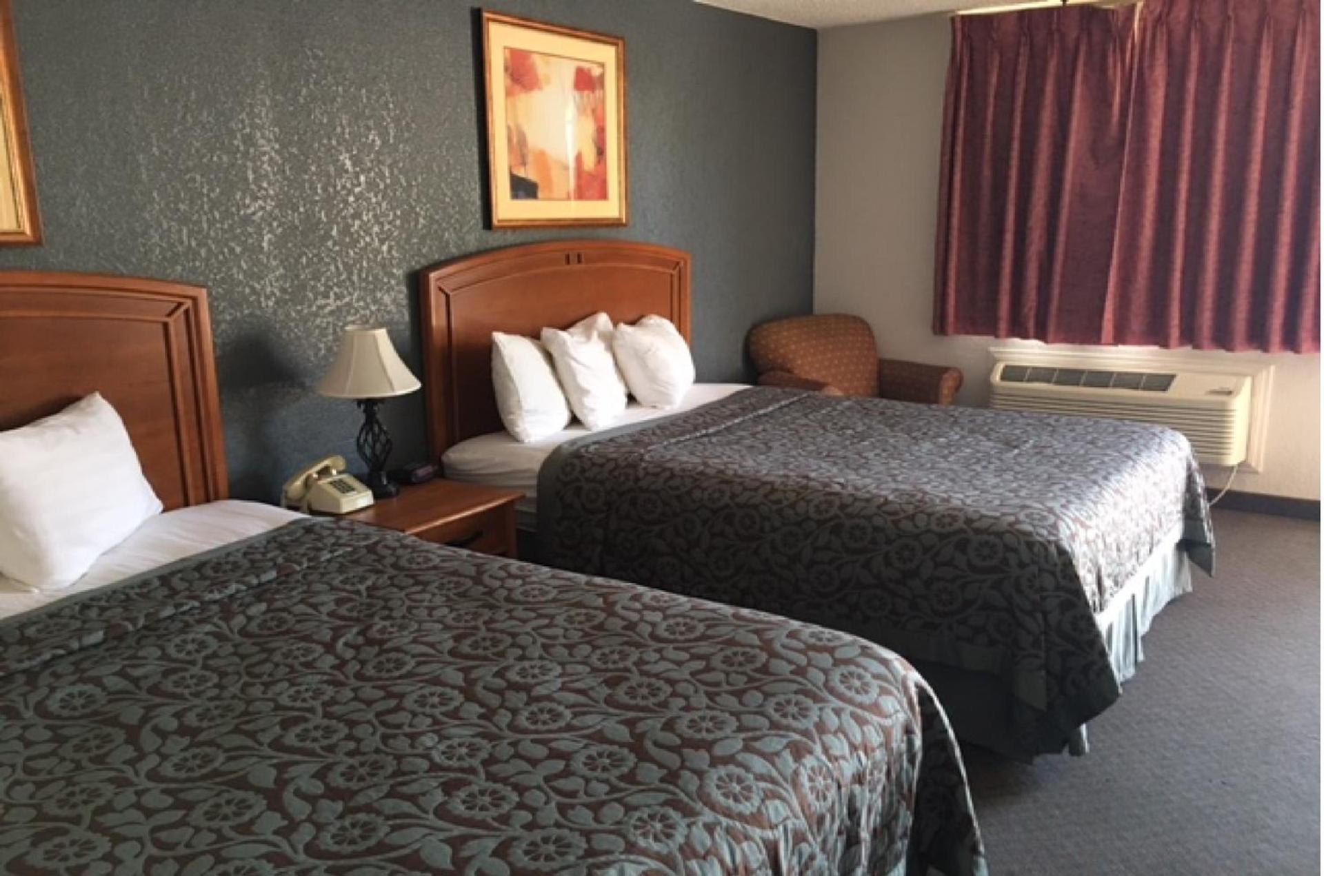 Hebbronville Executive Inn photo 16