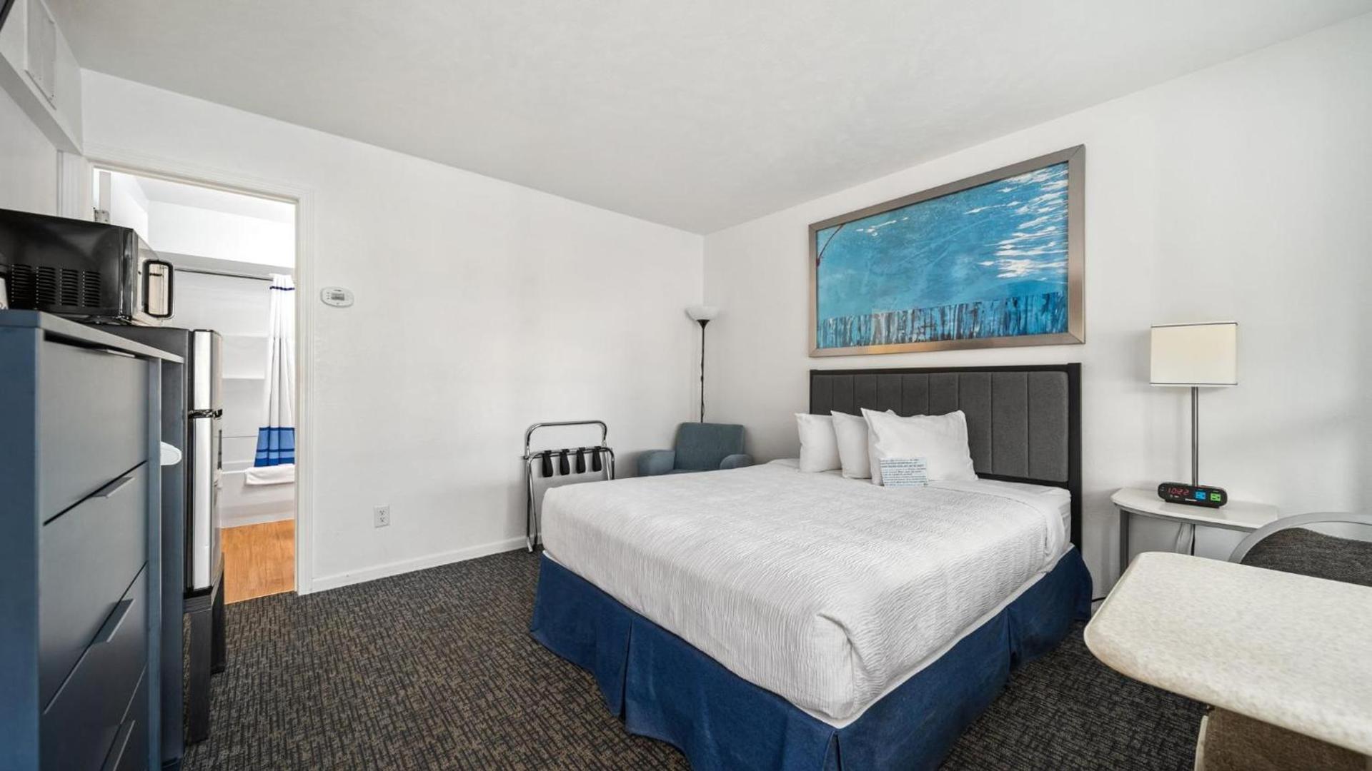 Grand Traverse Motel photo 11