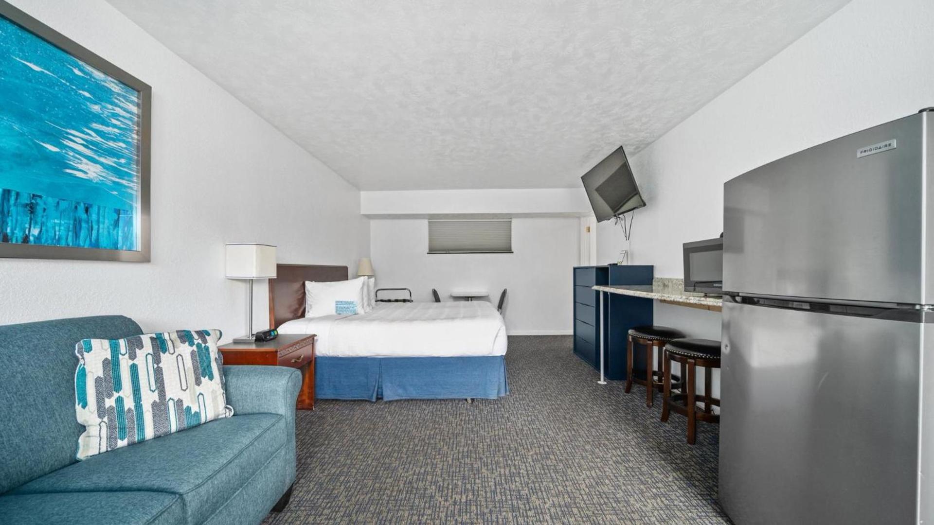 Grand Traverse Motel photo 32