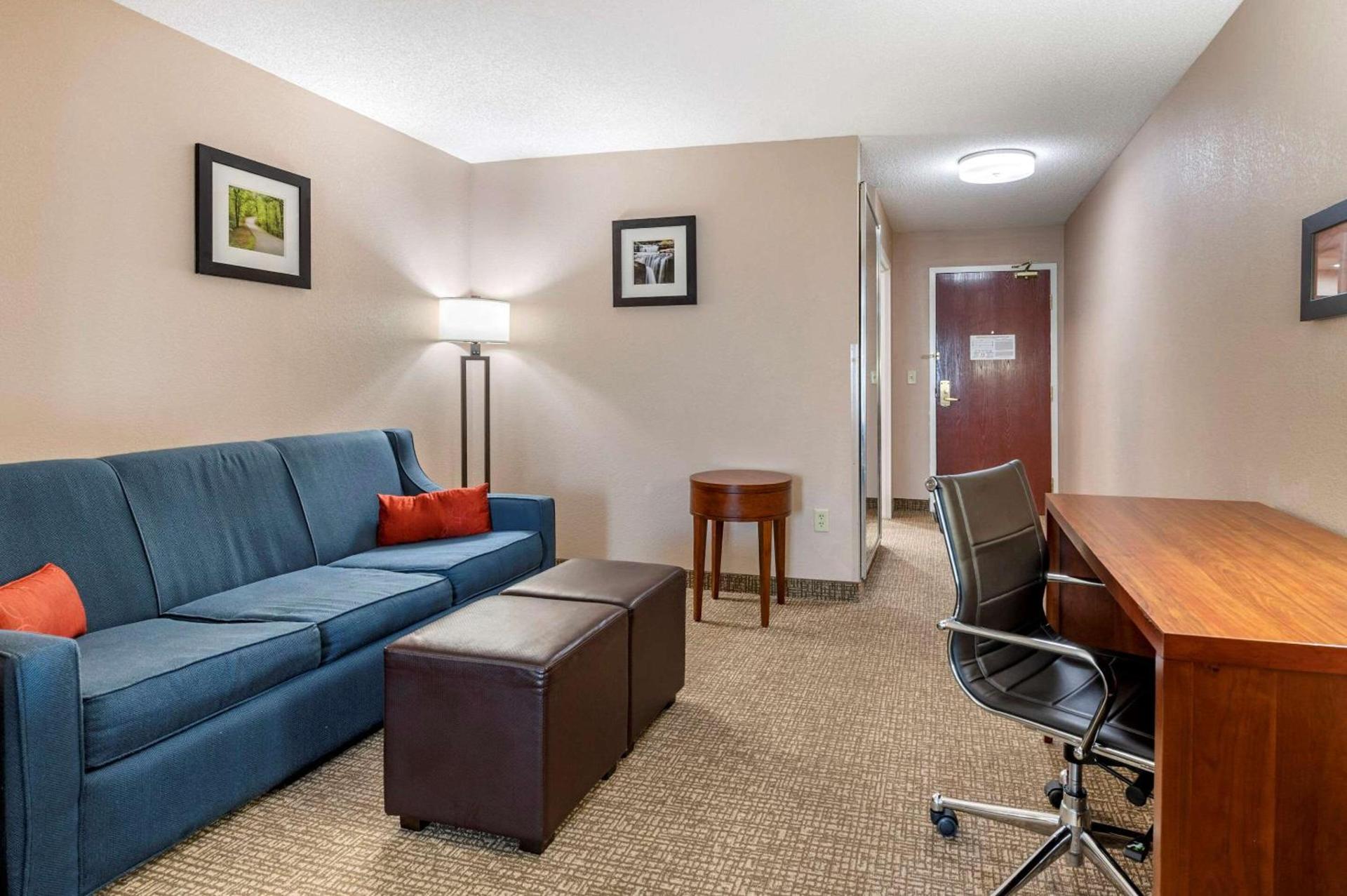 Comfort Inn & Suites Lawrenceburg photo 18