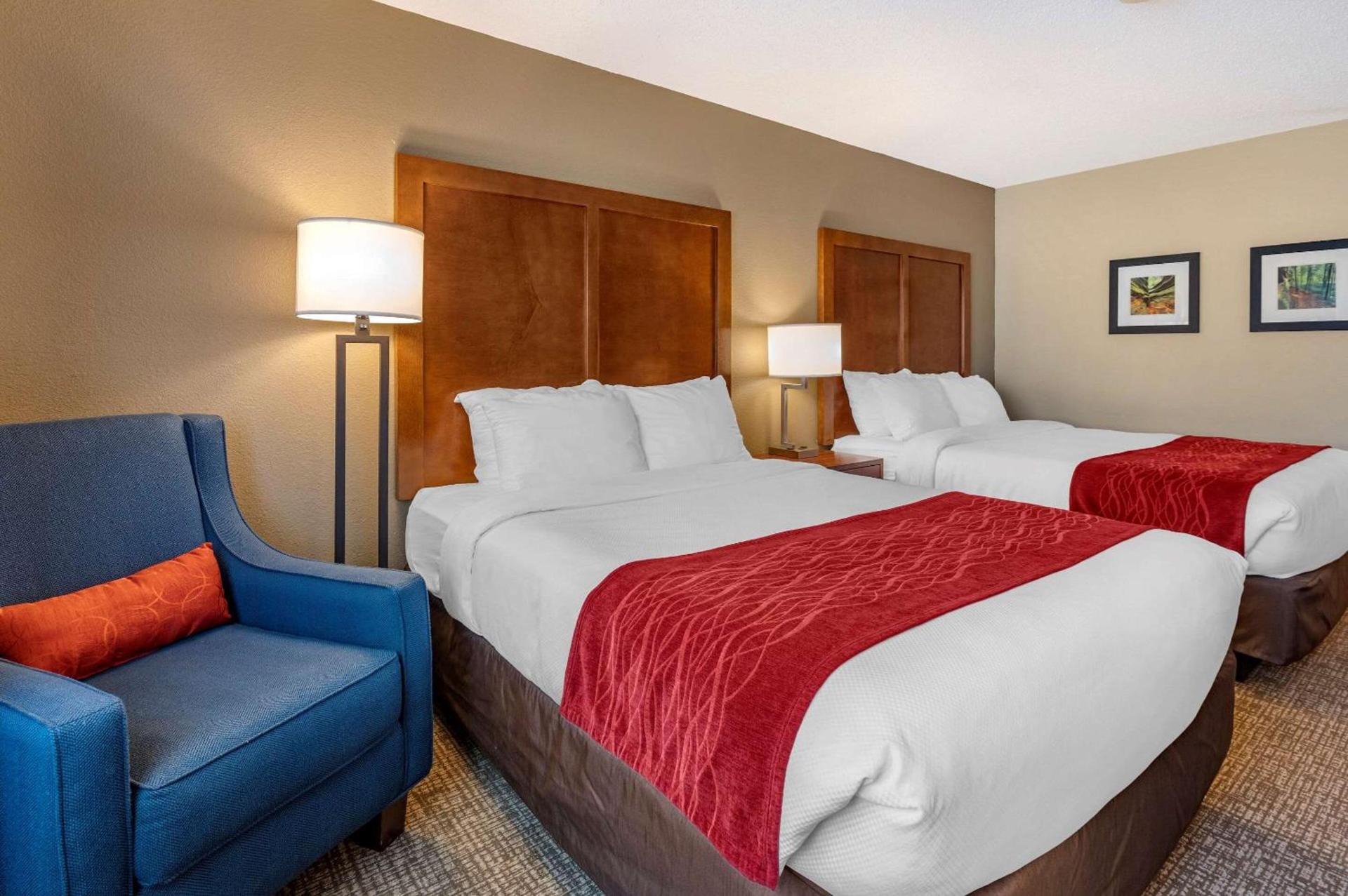 Comfort Inn La Porte photo 23