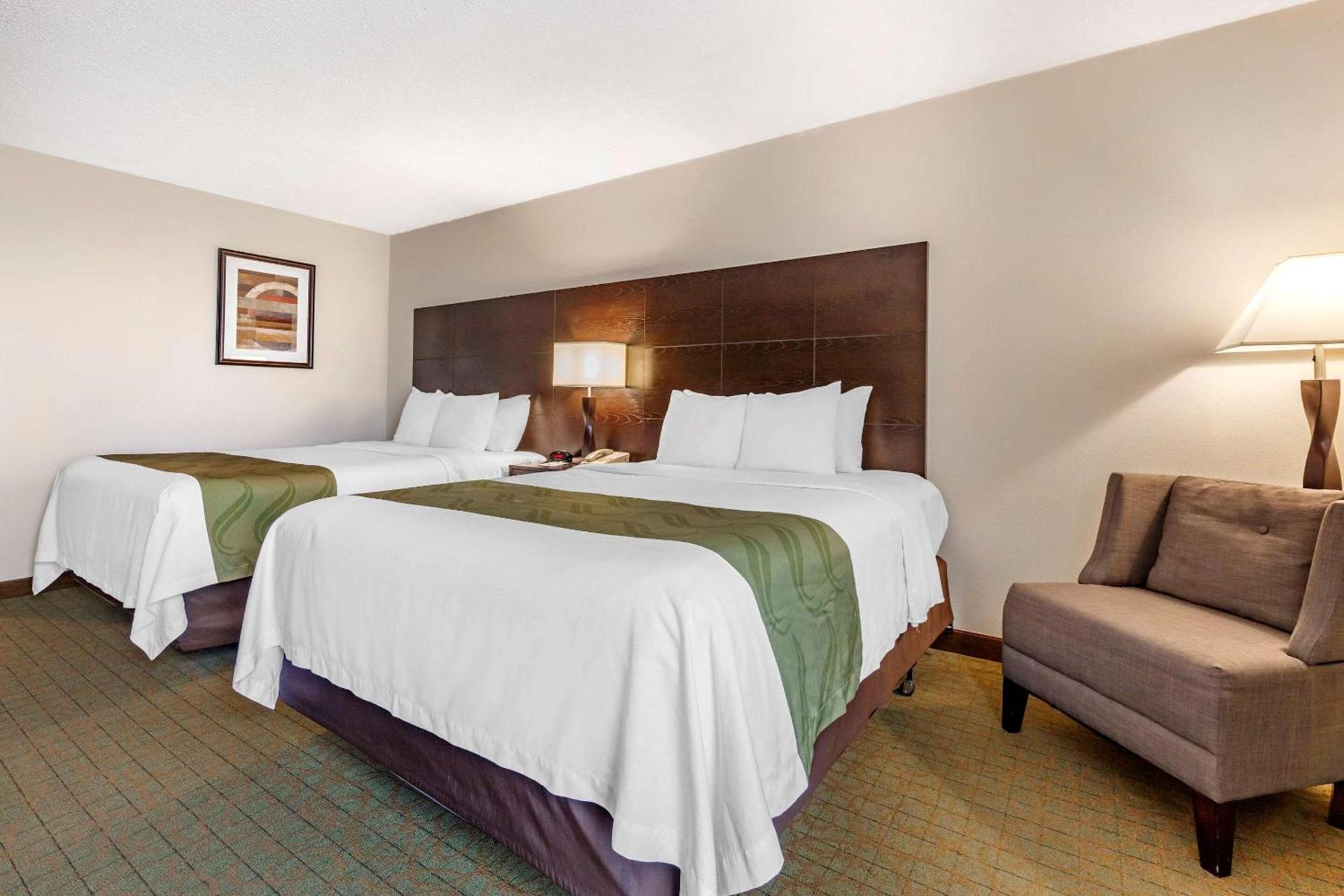 Quality Inn & Suites Escanaba North photo 14