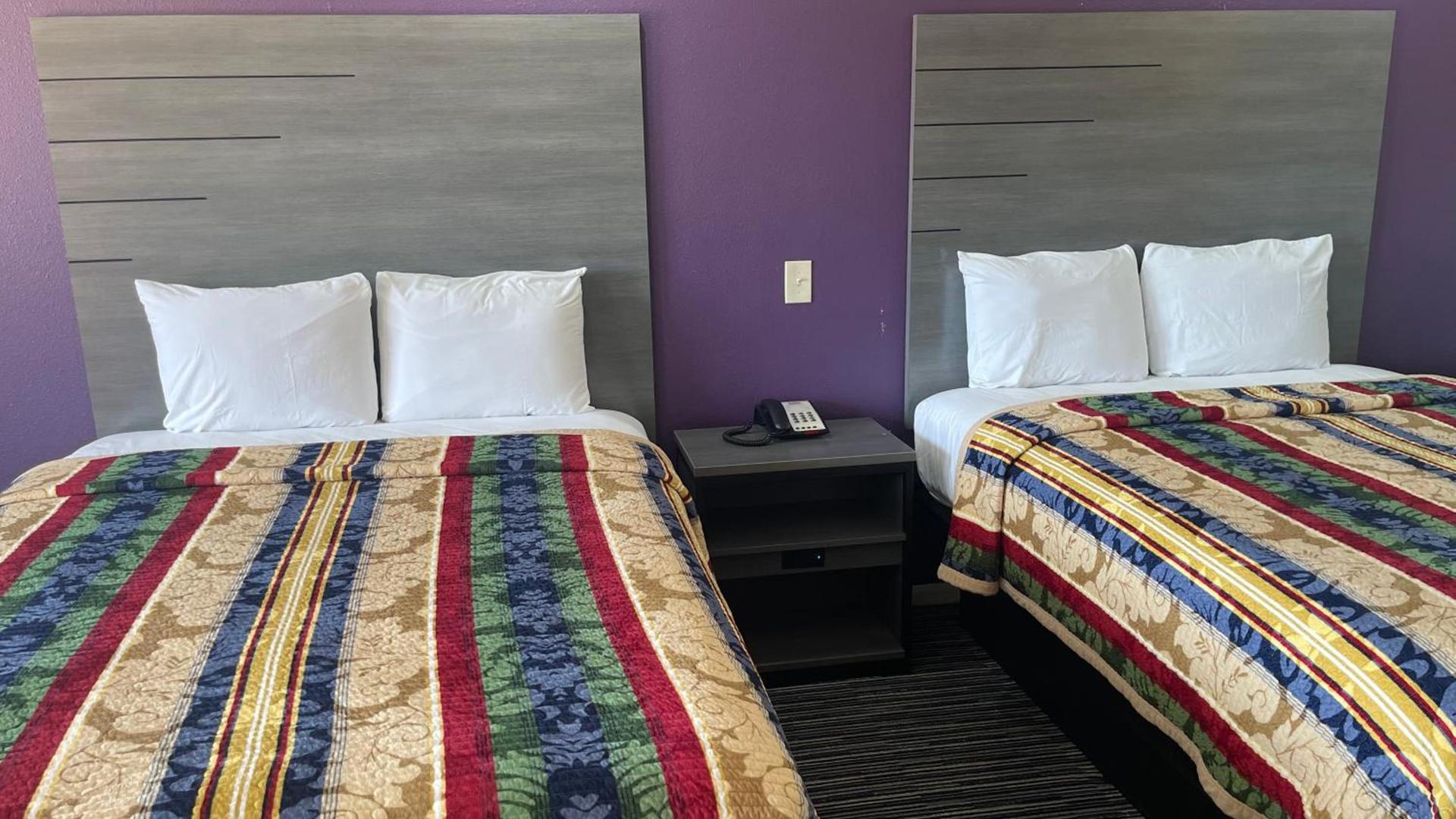 Executive Inn and Suites Houston photo 12