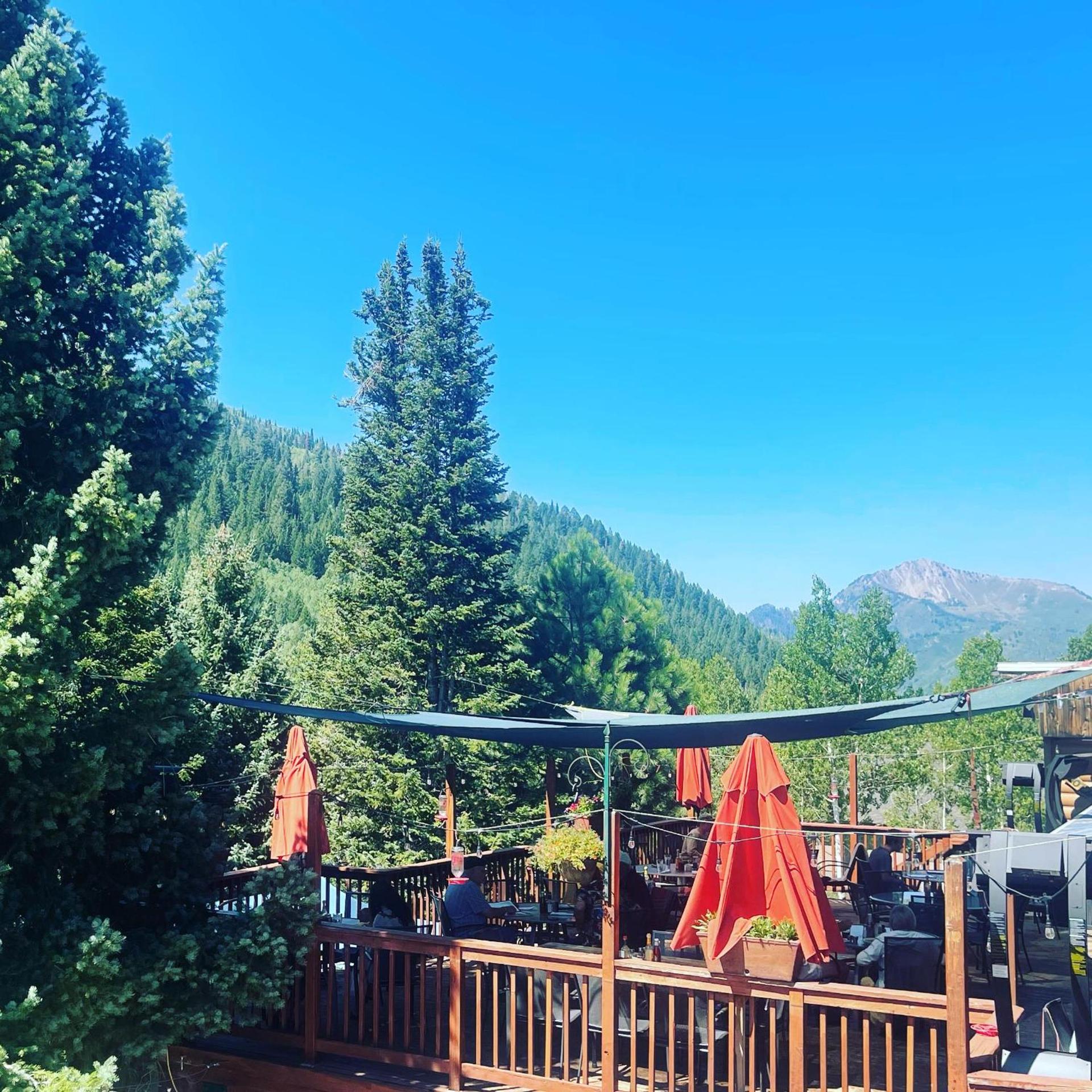 Silver Fork Lodge & Restaurant photo 5