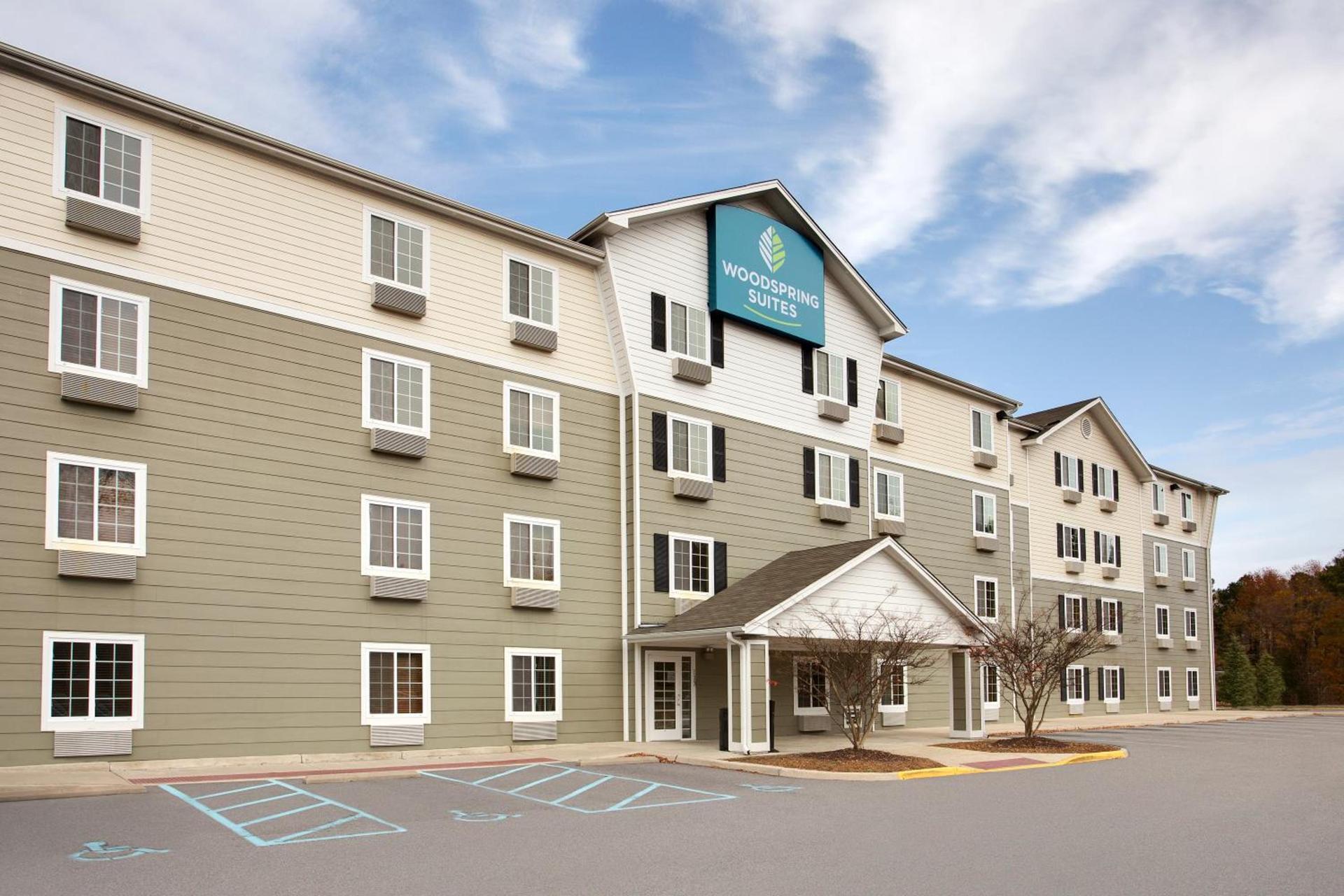 WoodSpring Suites Colonial Heights Fort Lee photo 13