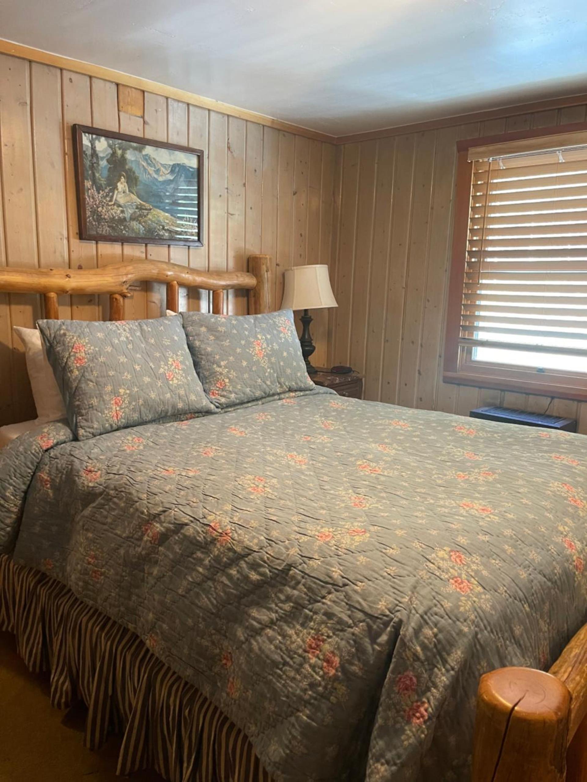 Silver Fork Lodge & Restaurant photo 64