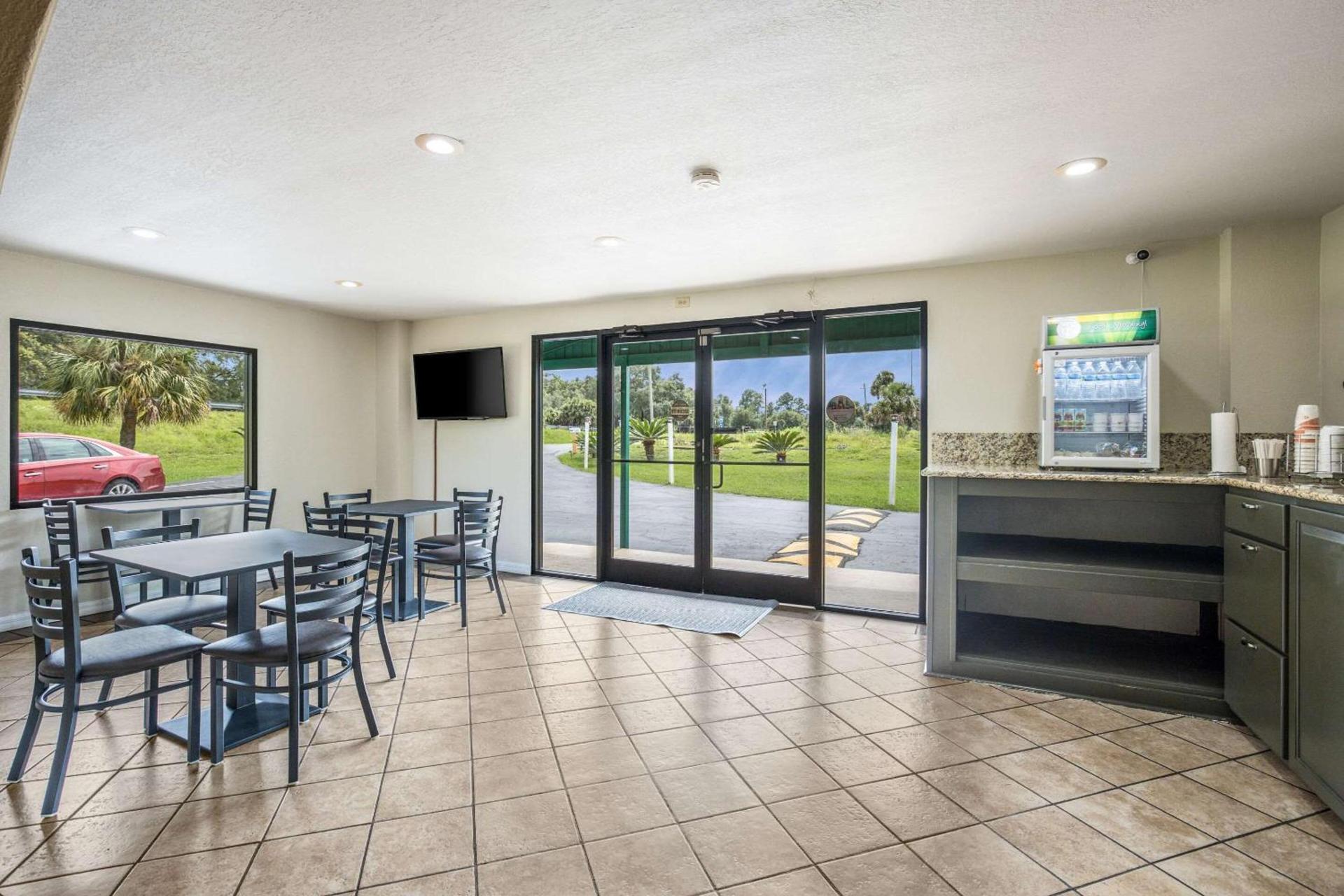 Quality Inn White Springs Suwanee photo 11