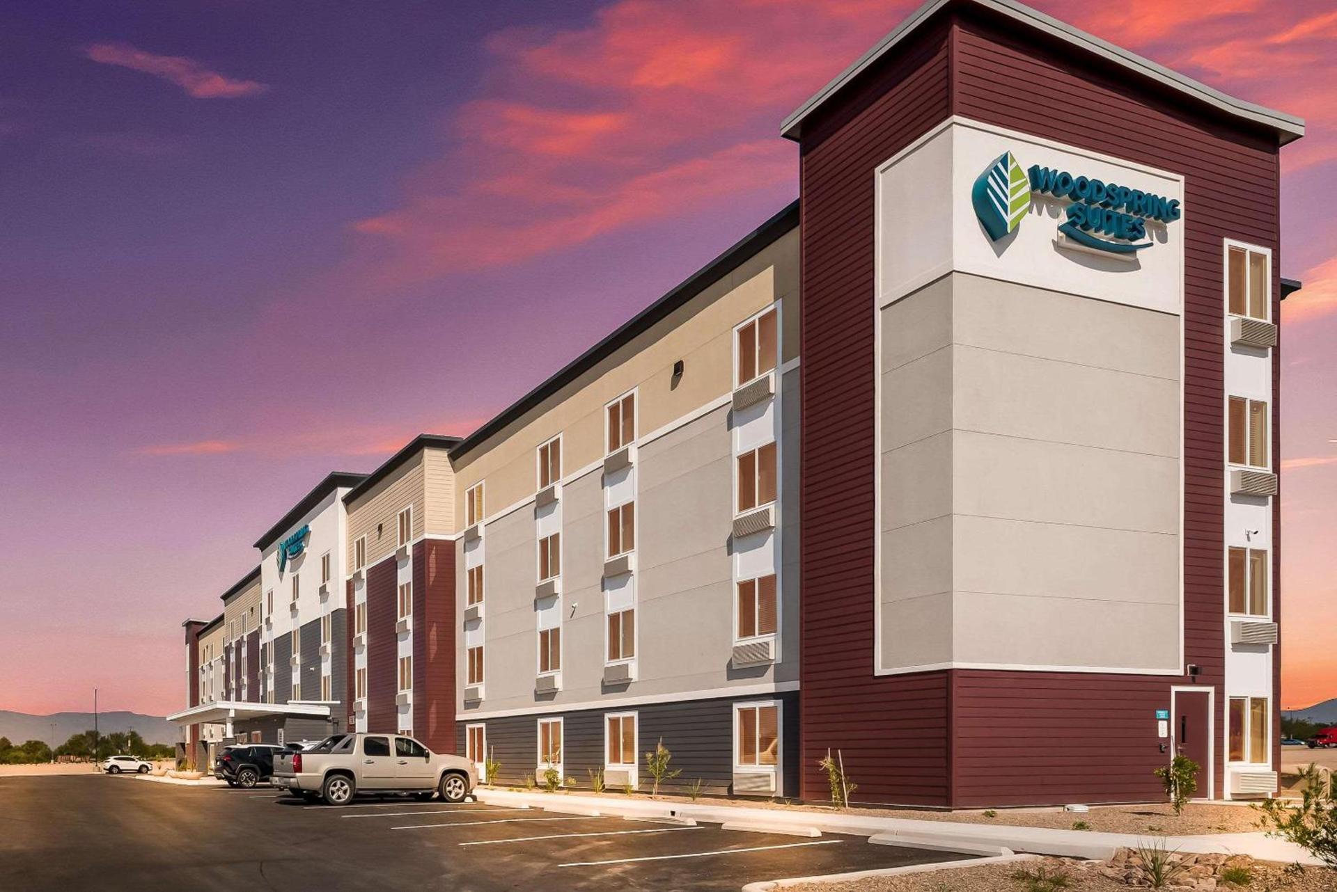 WoodSpring Suites Tucson-South photo 4