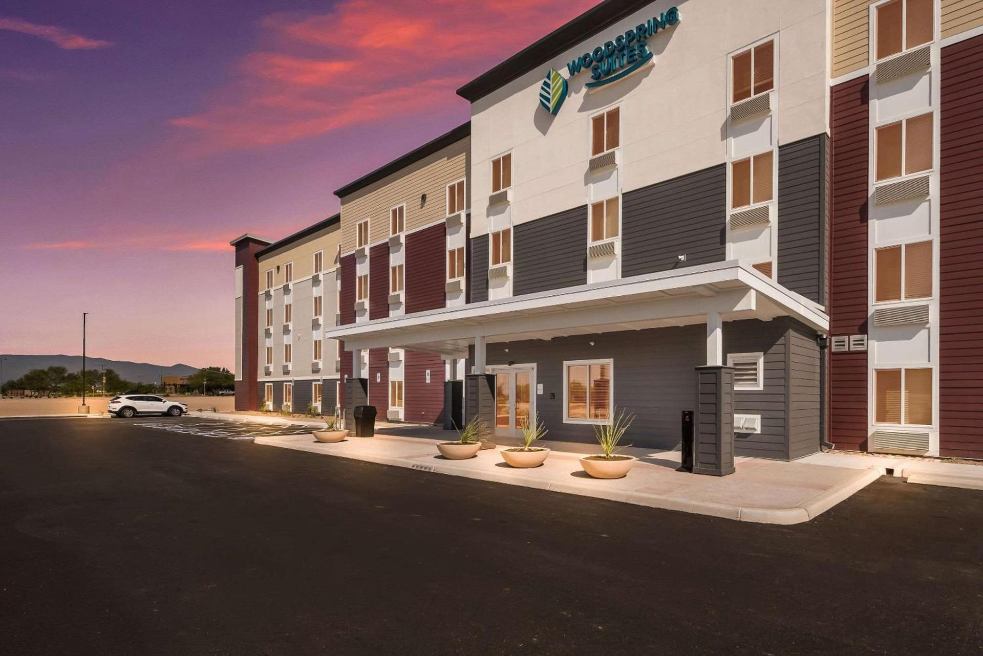WoodSpring Suites Tucson-South photo 5