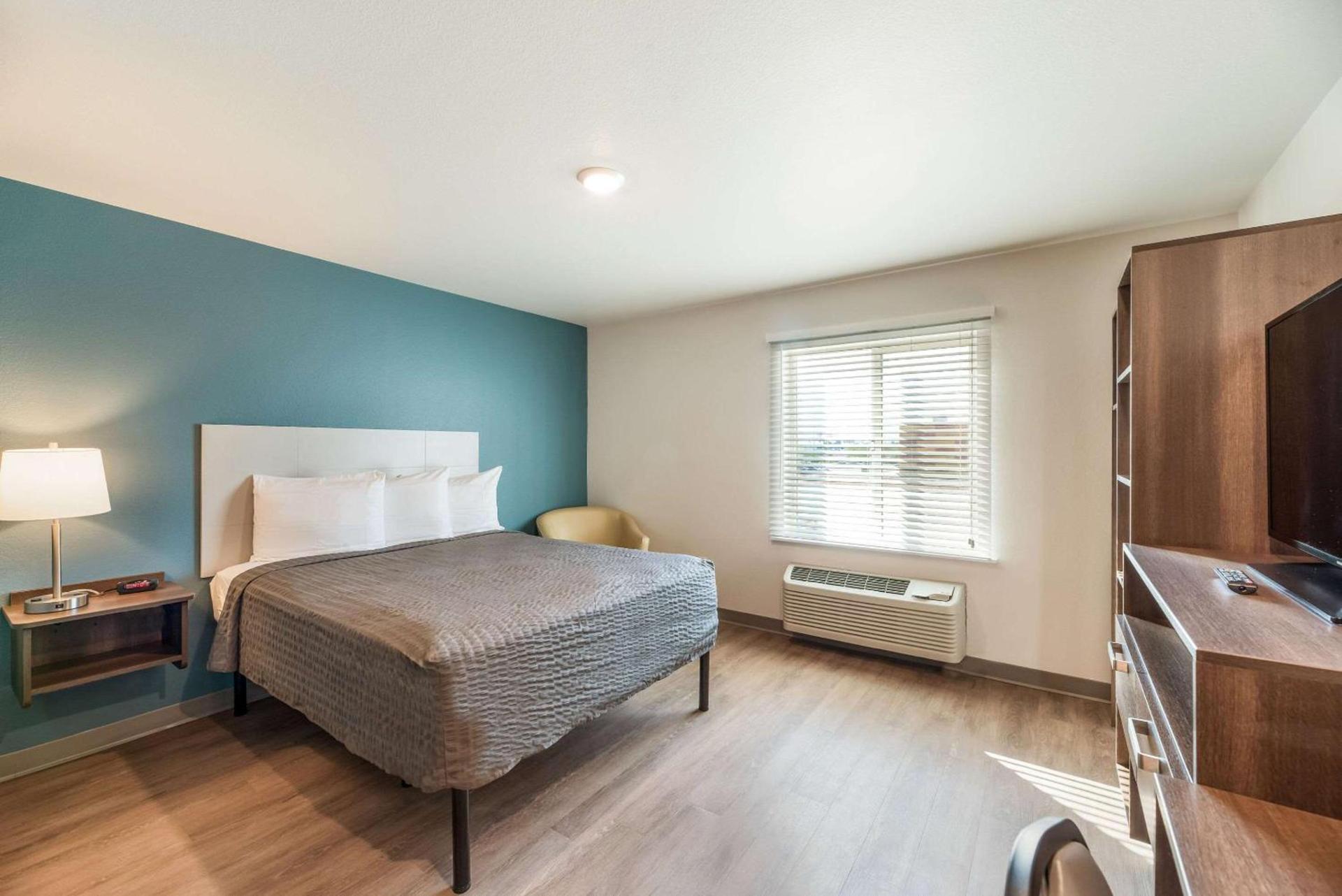 WoodSpring Suites Tucson-South photo 12