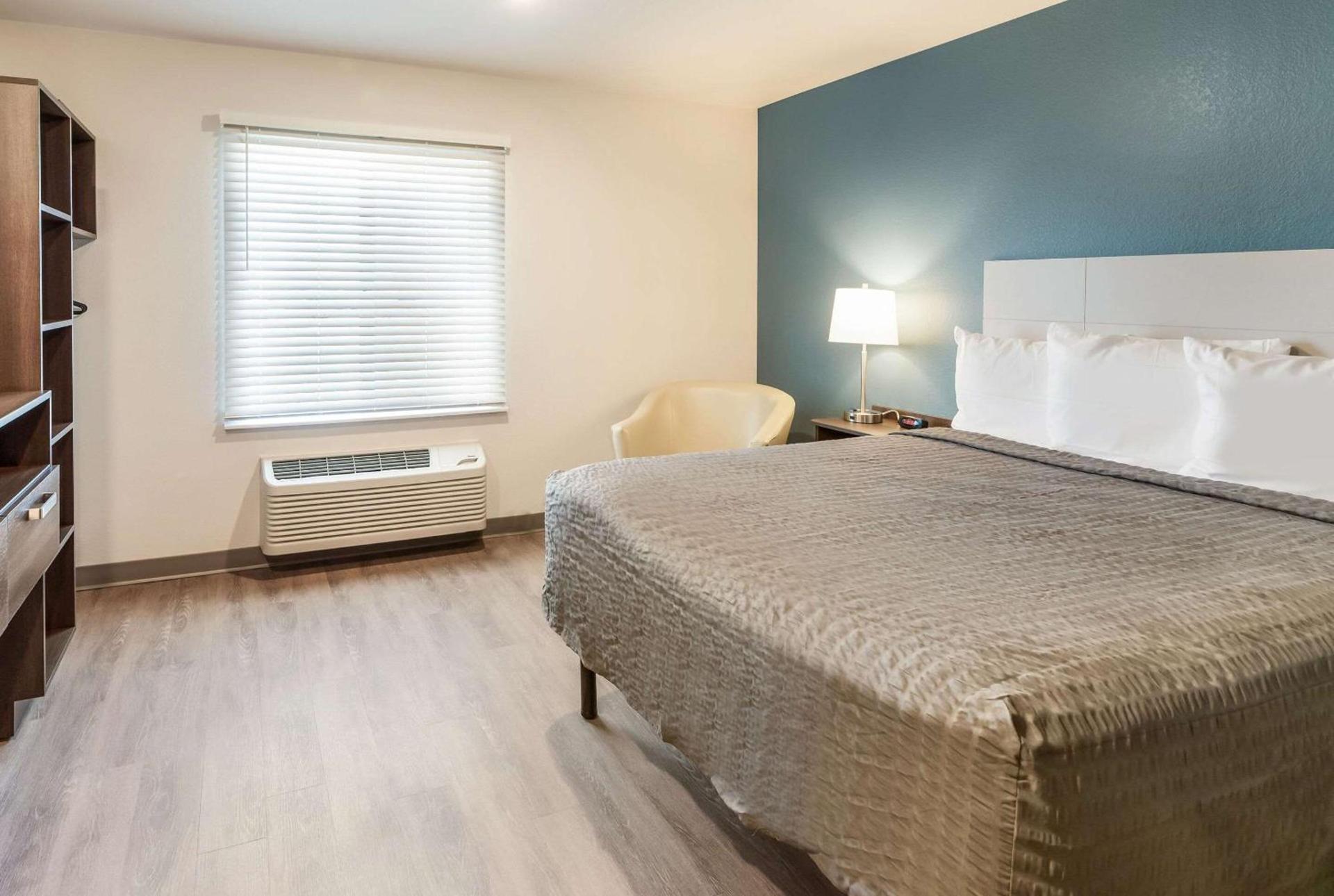 WoodSpring Suites Tucson-South photo 23