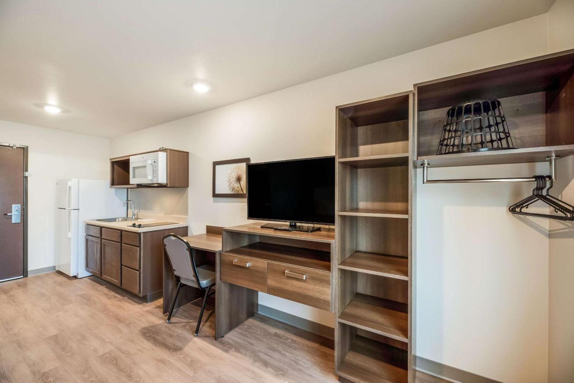 WoodSpring Suites Tucson-South photo 22