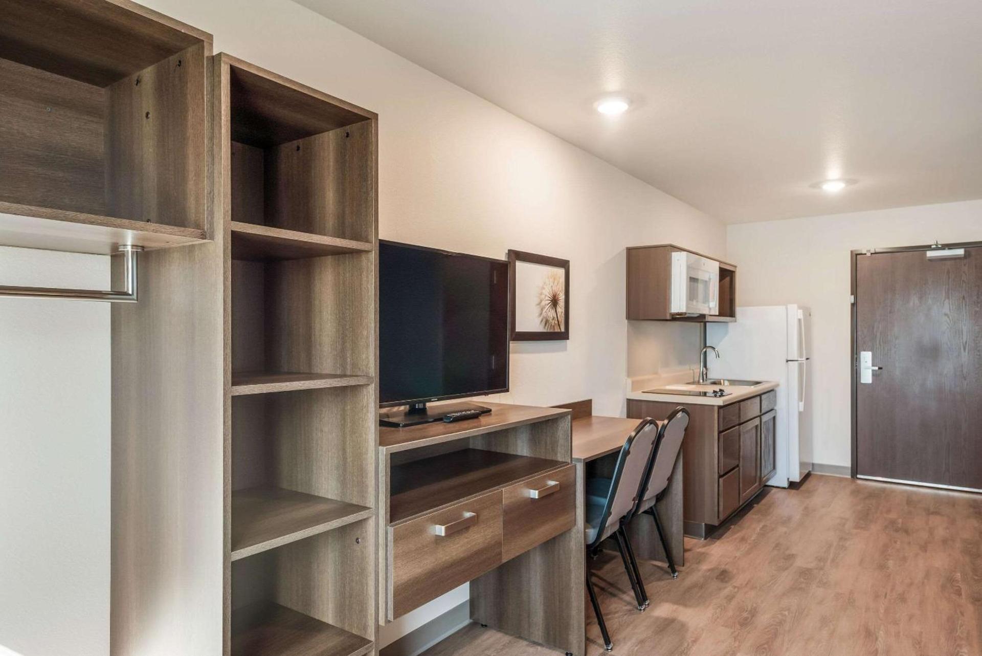 WoodSpring Suites Tucson-South photo 25
