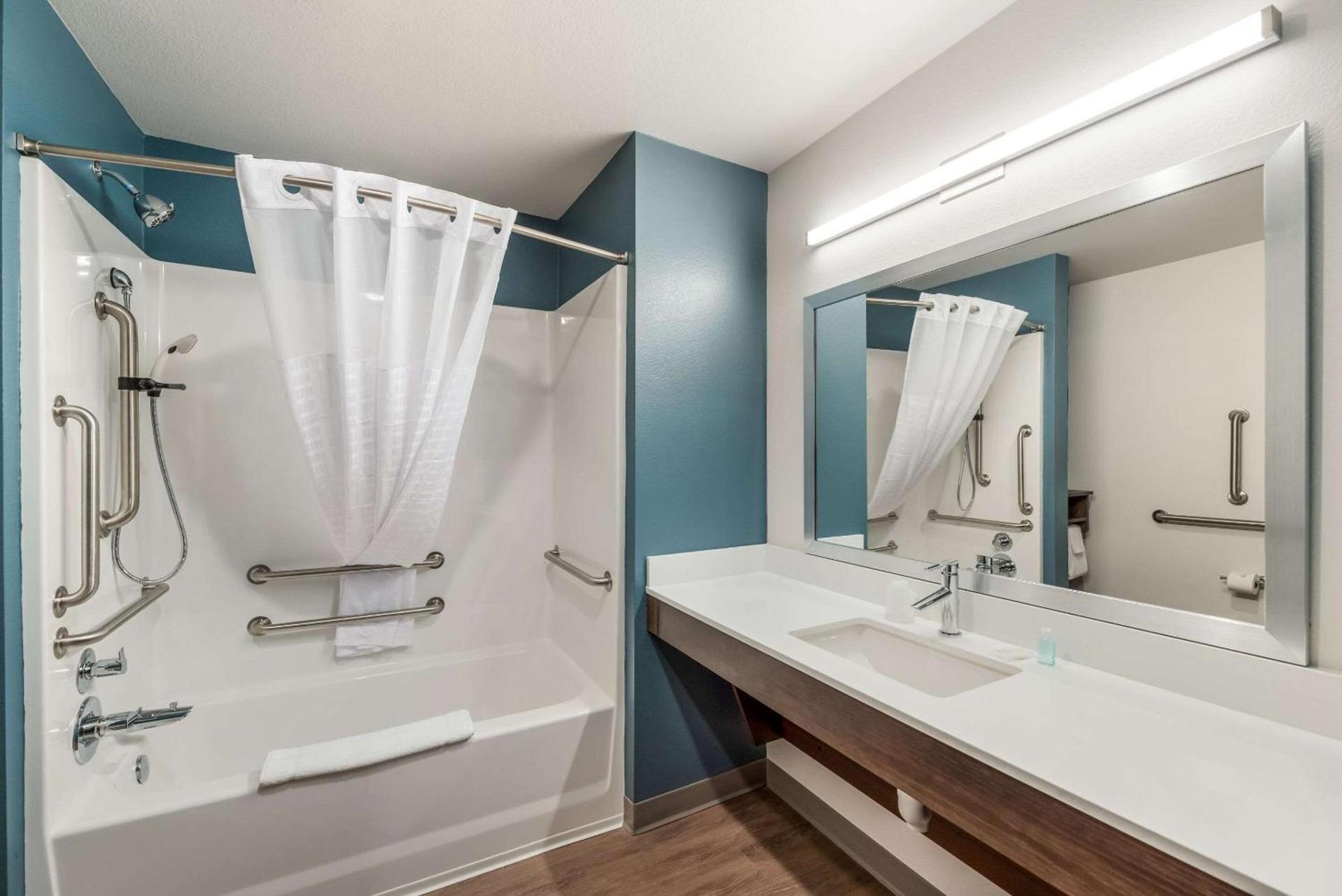 WoodSpring Suites Tucson-South photo 28