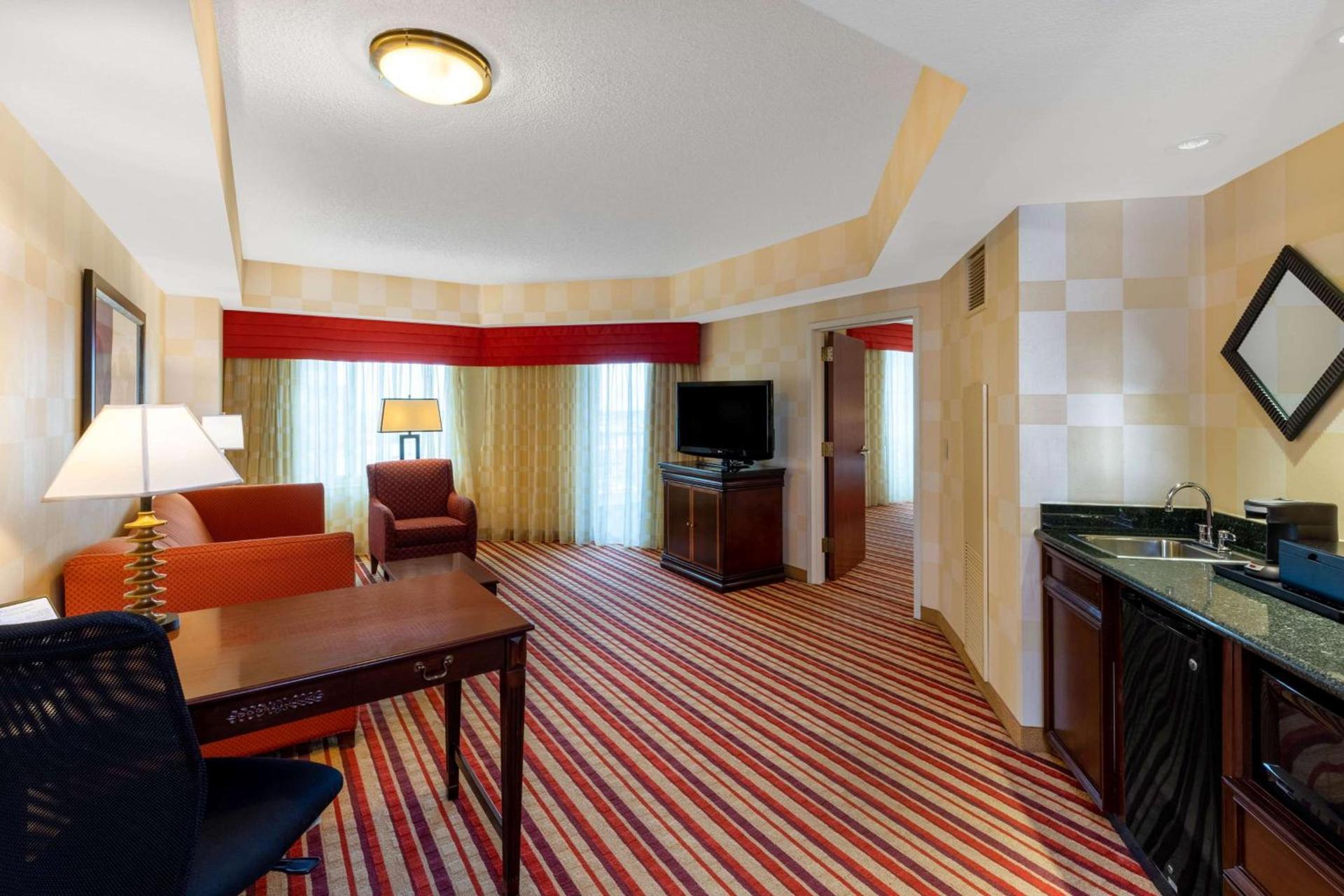 Wyndham Grand Oklahoma City Downtown photo 32