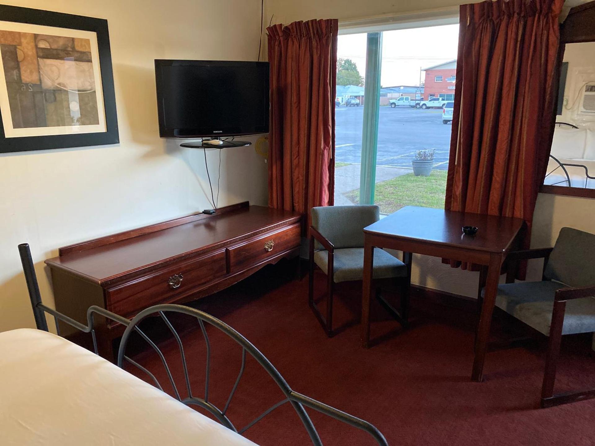 Royal Inn photo 32