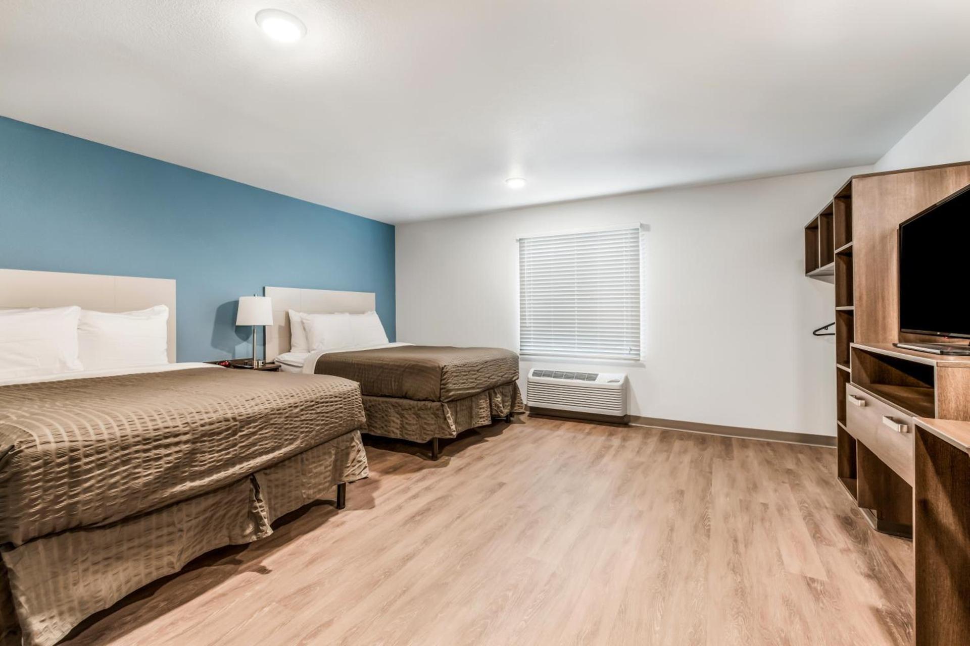 WoodSpring Suites Charlotte - University Research Park photo 17