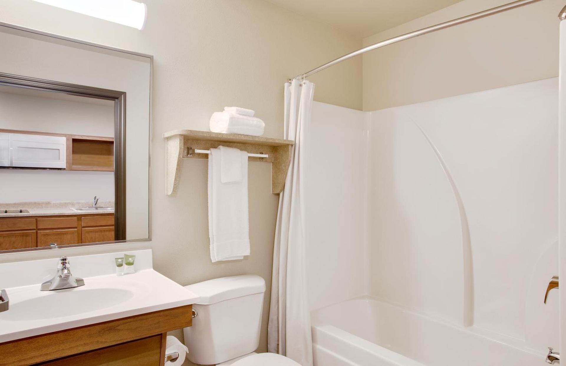 WoodSpring Suites Washington DC Andrews AFB photo 12