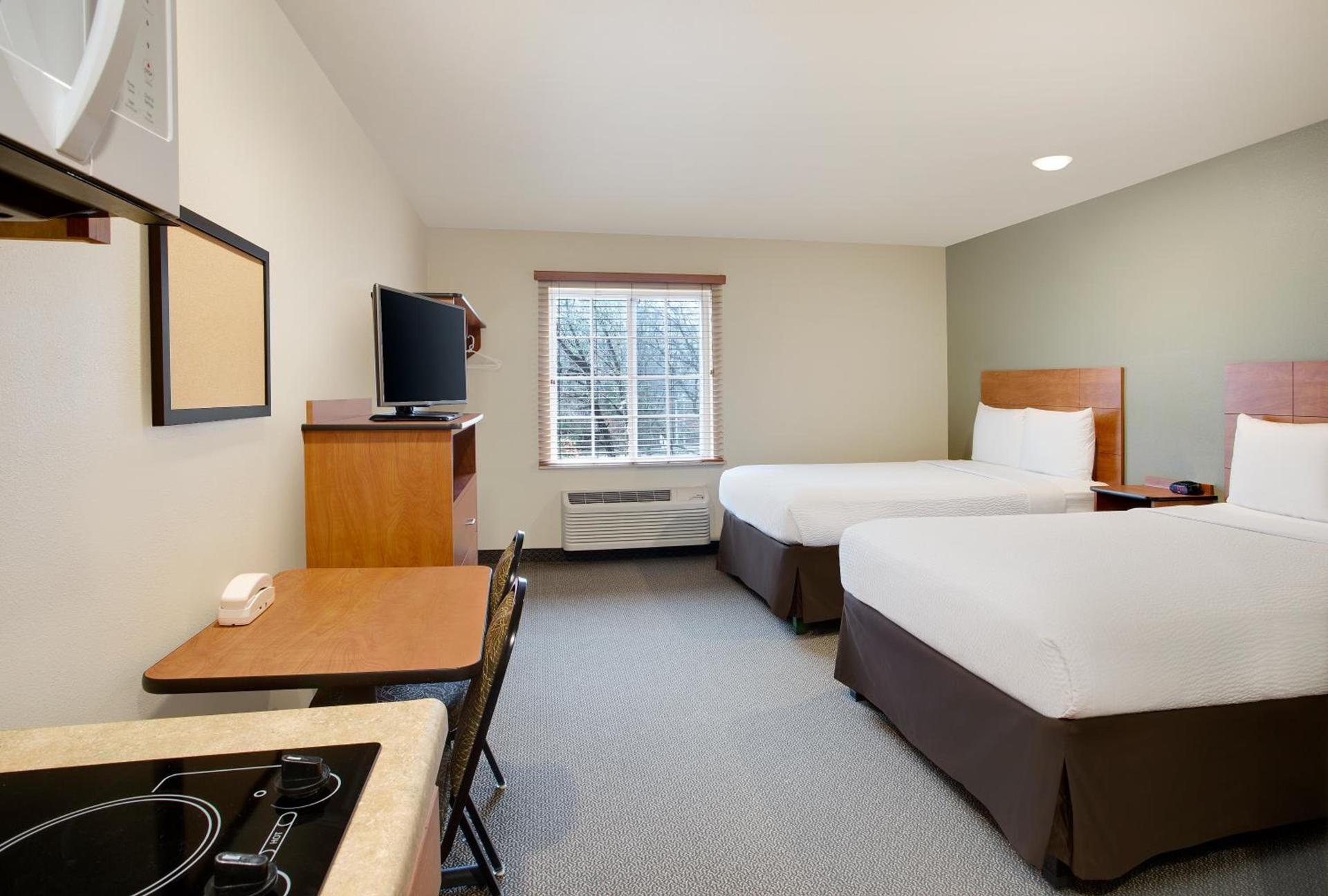 WoodSpring Suites Washington DC Andrews AFB photo 11